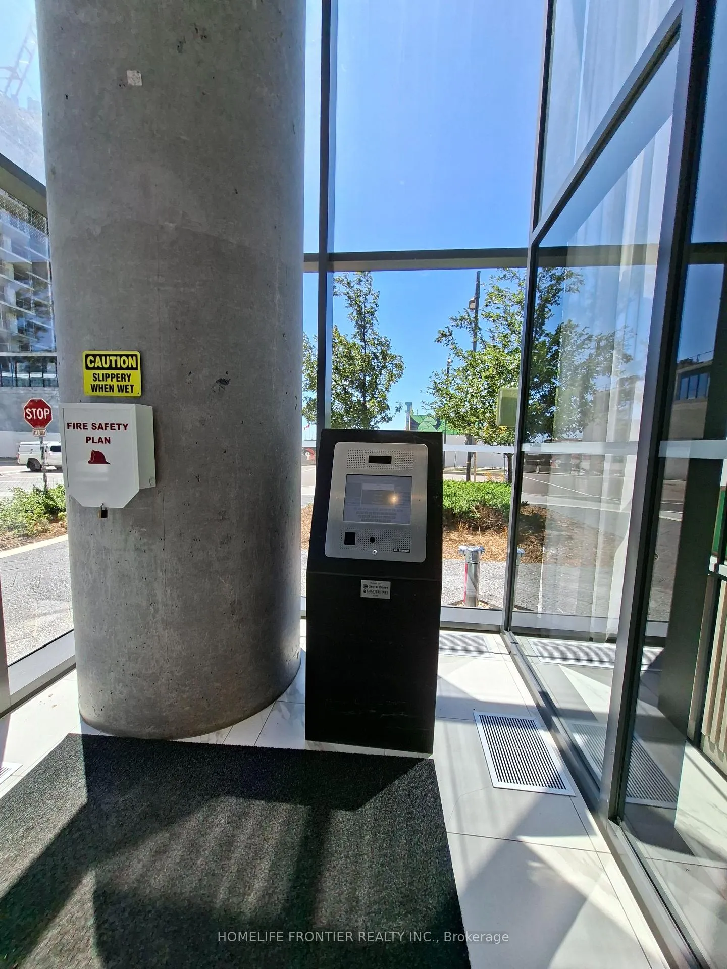 Photo 5 of Unit PH07, 5 Buttermill Avenue, Vaughan, Vaughan Corporate Centre — HOMEH