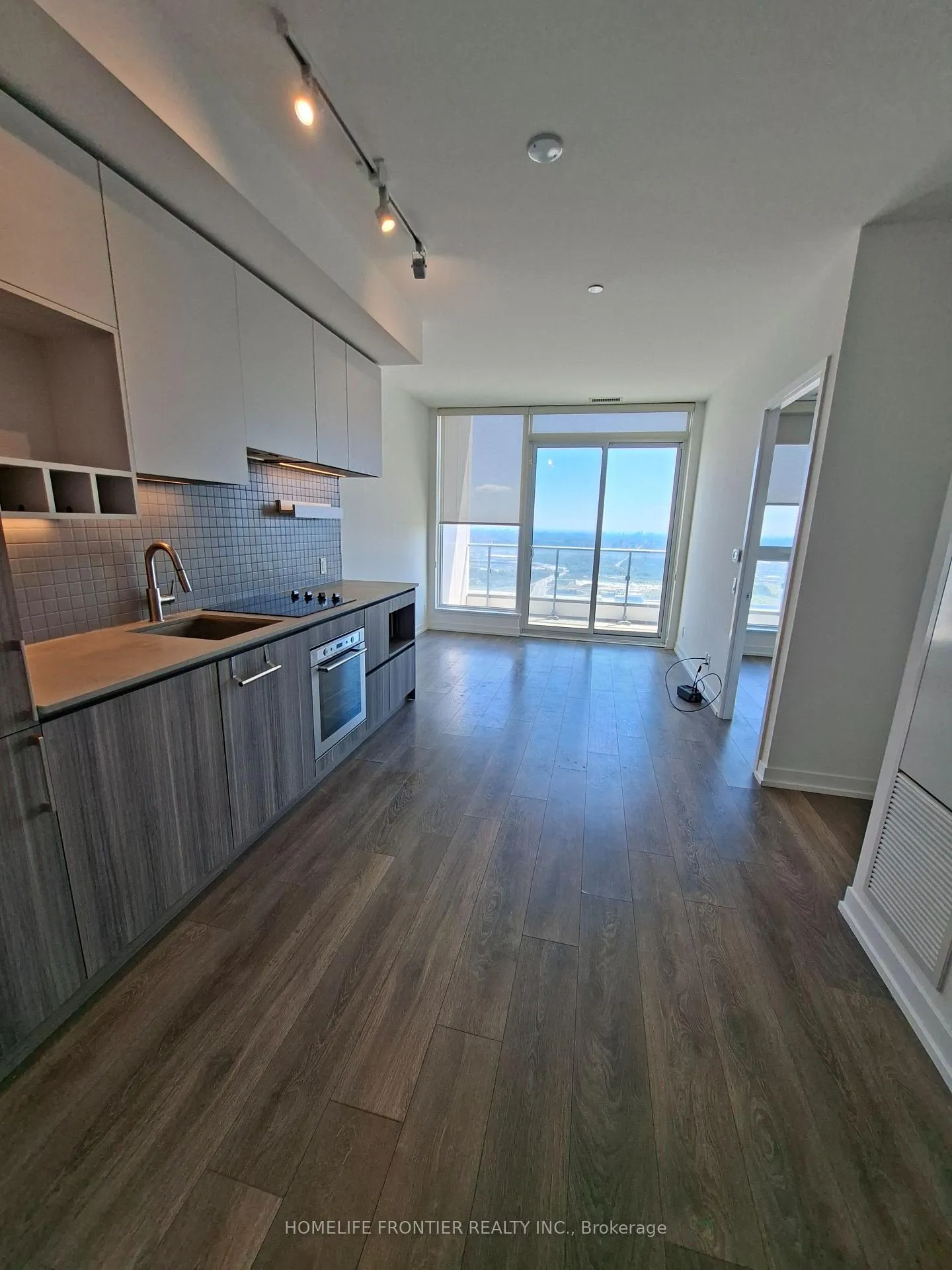 Photo 9 of Unit PH07, 5 Buttermill Avenue, Vaughan, Vaughan Corporate Centre — HOMEH