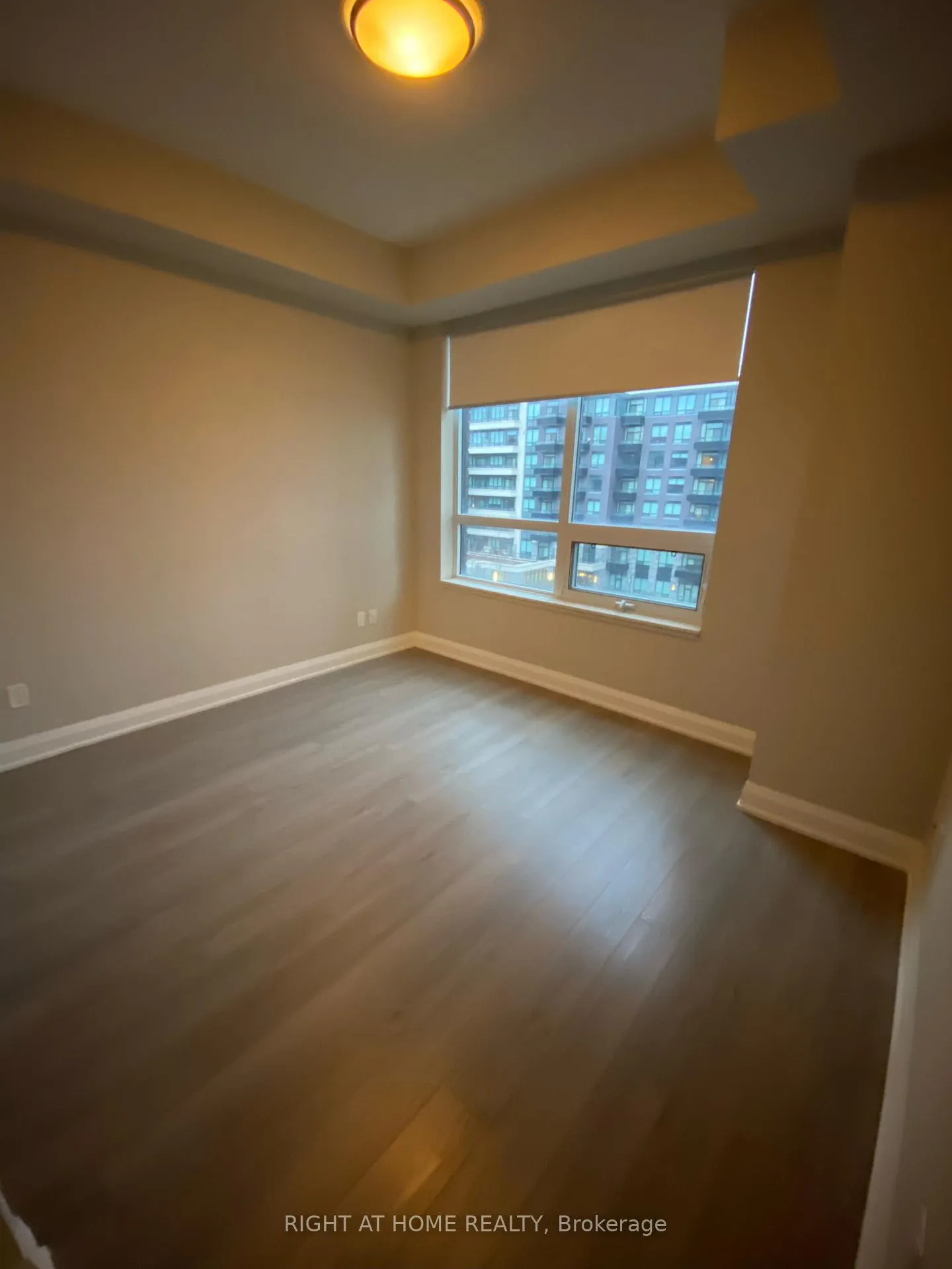 Photo 11 of Unit 608, 25 Water Walk Drive, Markham, Unionville — HOMEH