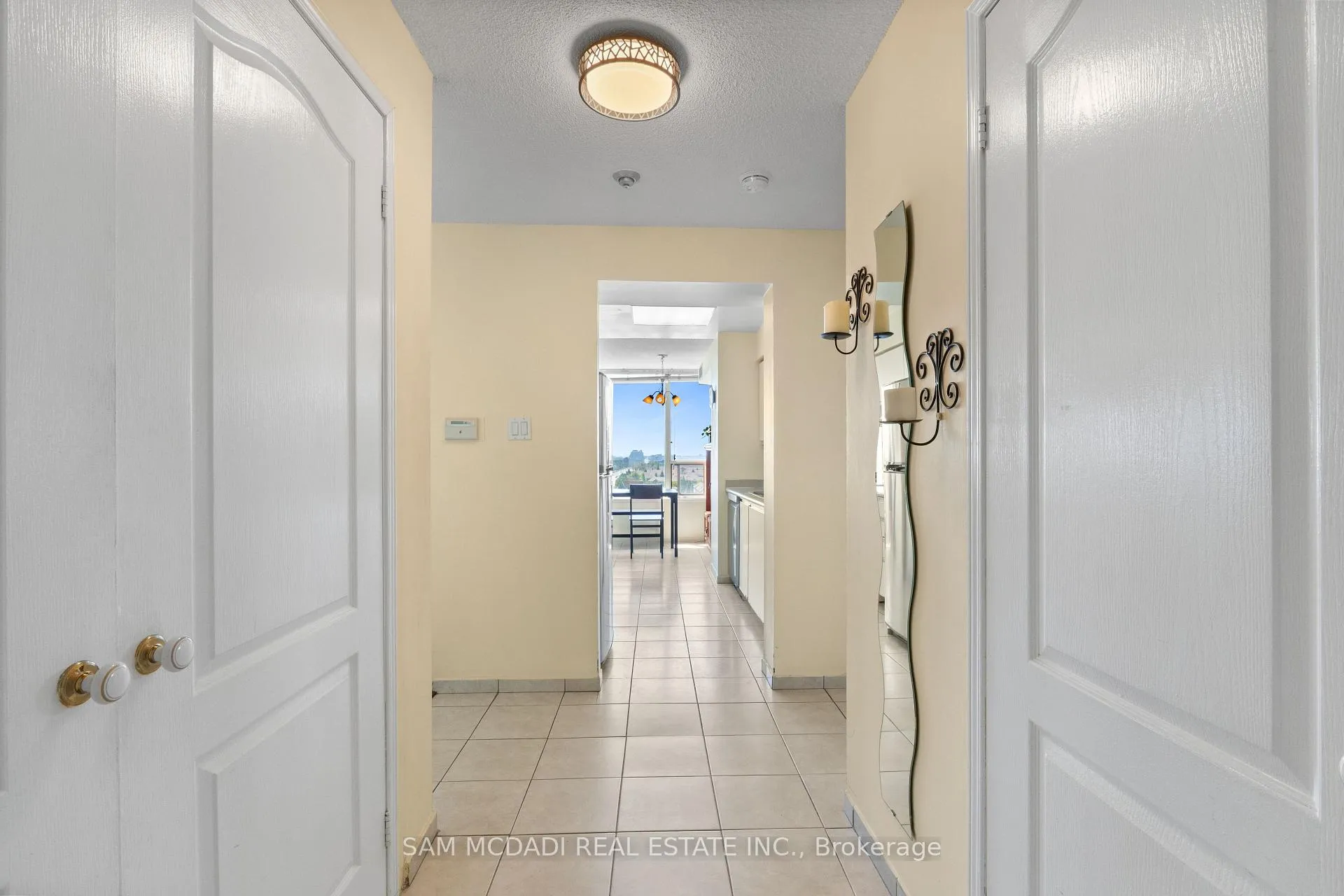 Photo 10 of Unit 1109, 700 Constellation Drive, Mississauga, Hurontario — HOMEH