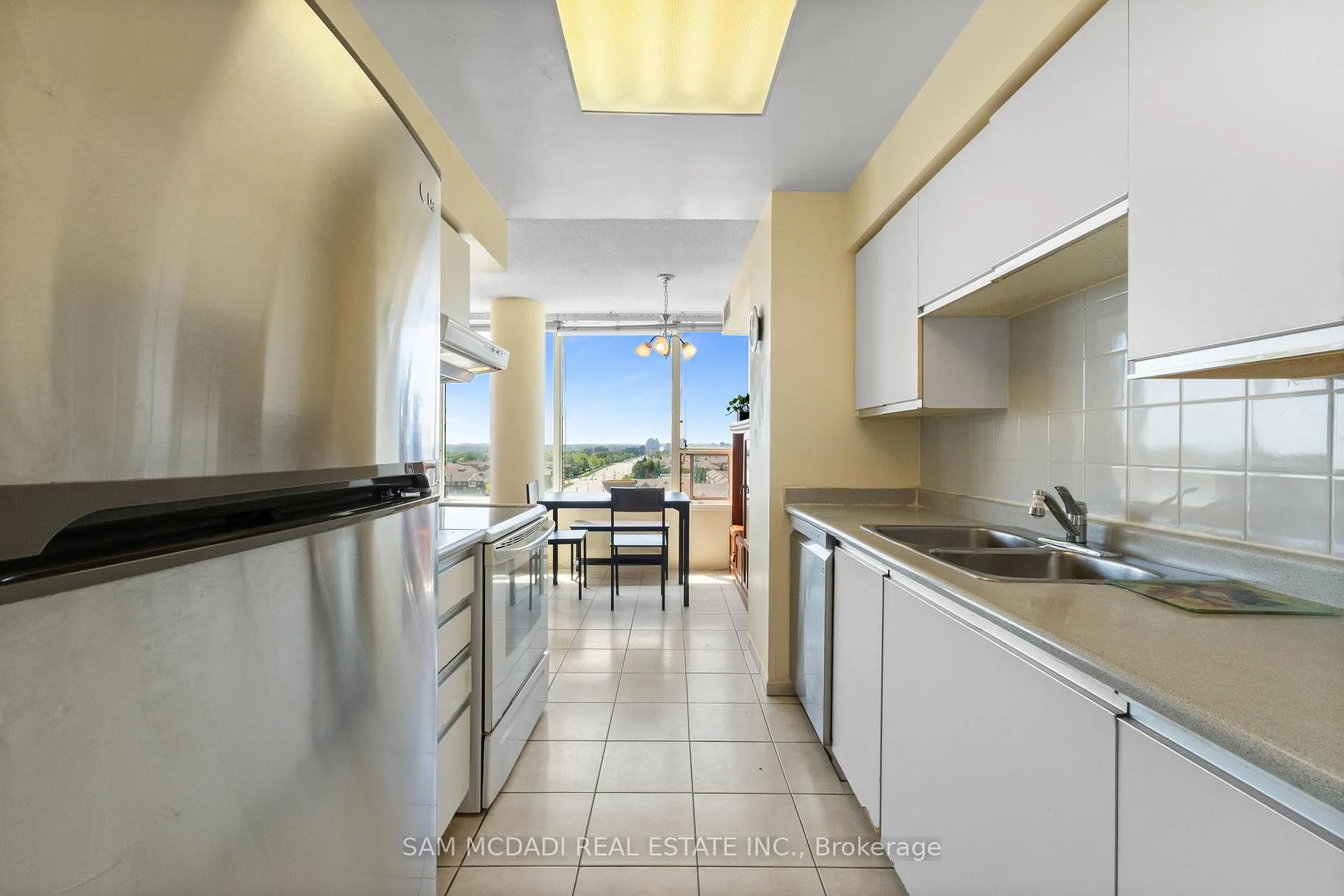 Photo 12 of Unit 1109, 700 Constellation Drive, Mississauga, Hurontario — HOMEH
