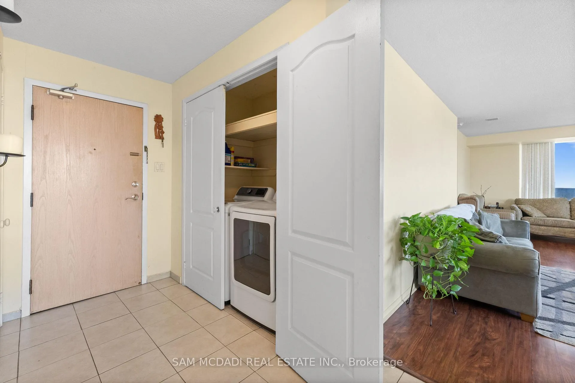 Photo 14 of Unit 1109, 700 Constellation Drive, Mississauga, Hurontario — HOMEH