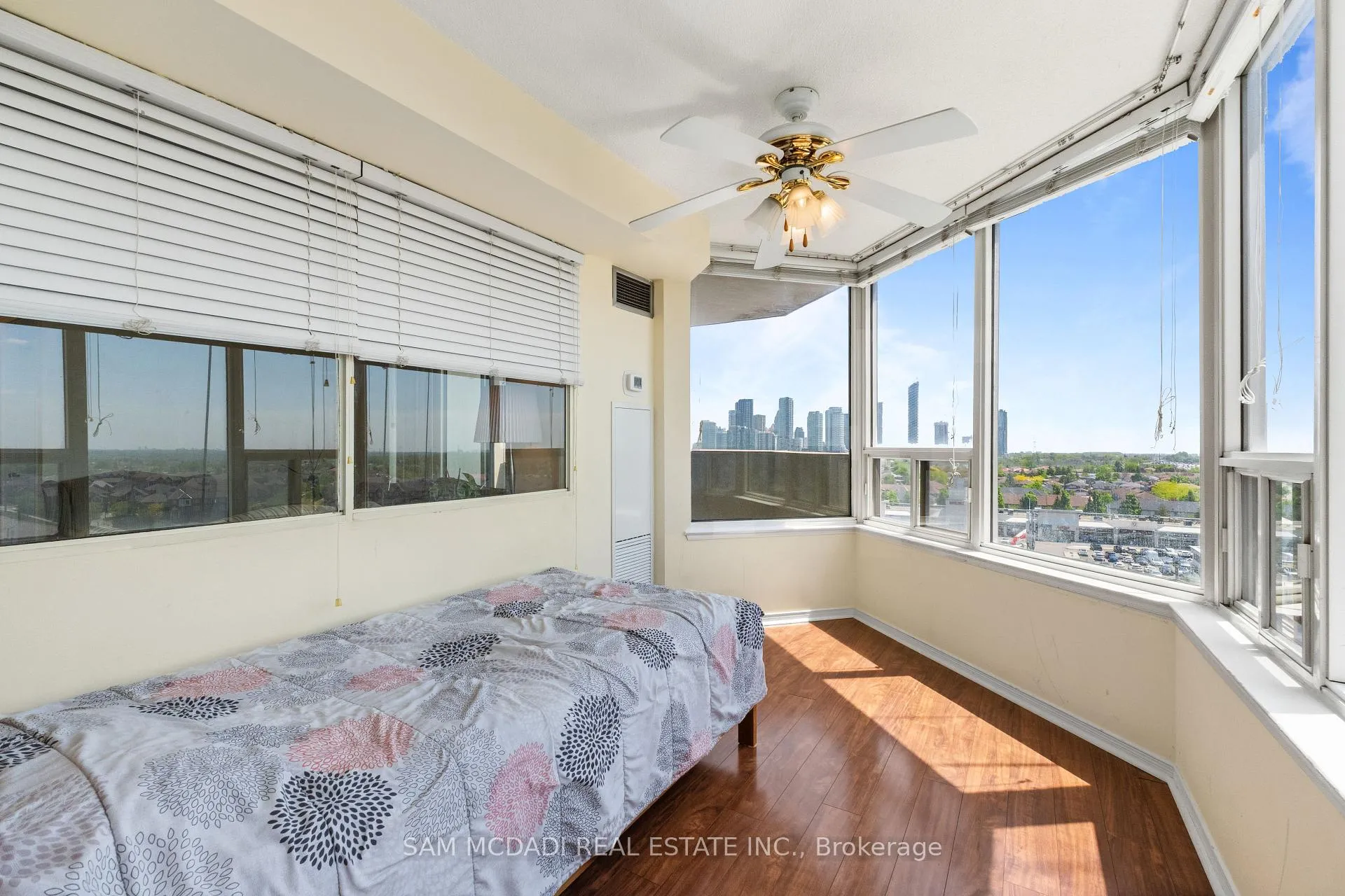 Photo 18 of Unit 1109, 700 Constellation Drive, Mississauga, Hurontario — HOMEH