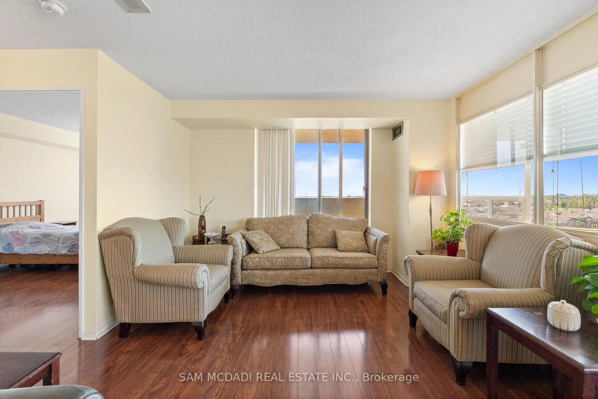 Photo 21 of Unit 1109, 700 Constellation Drive, Mississauga, Hurontario — HOMEH