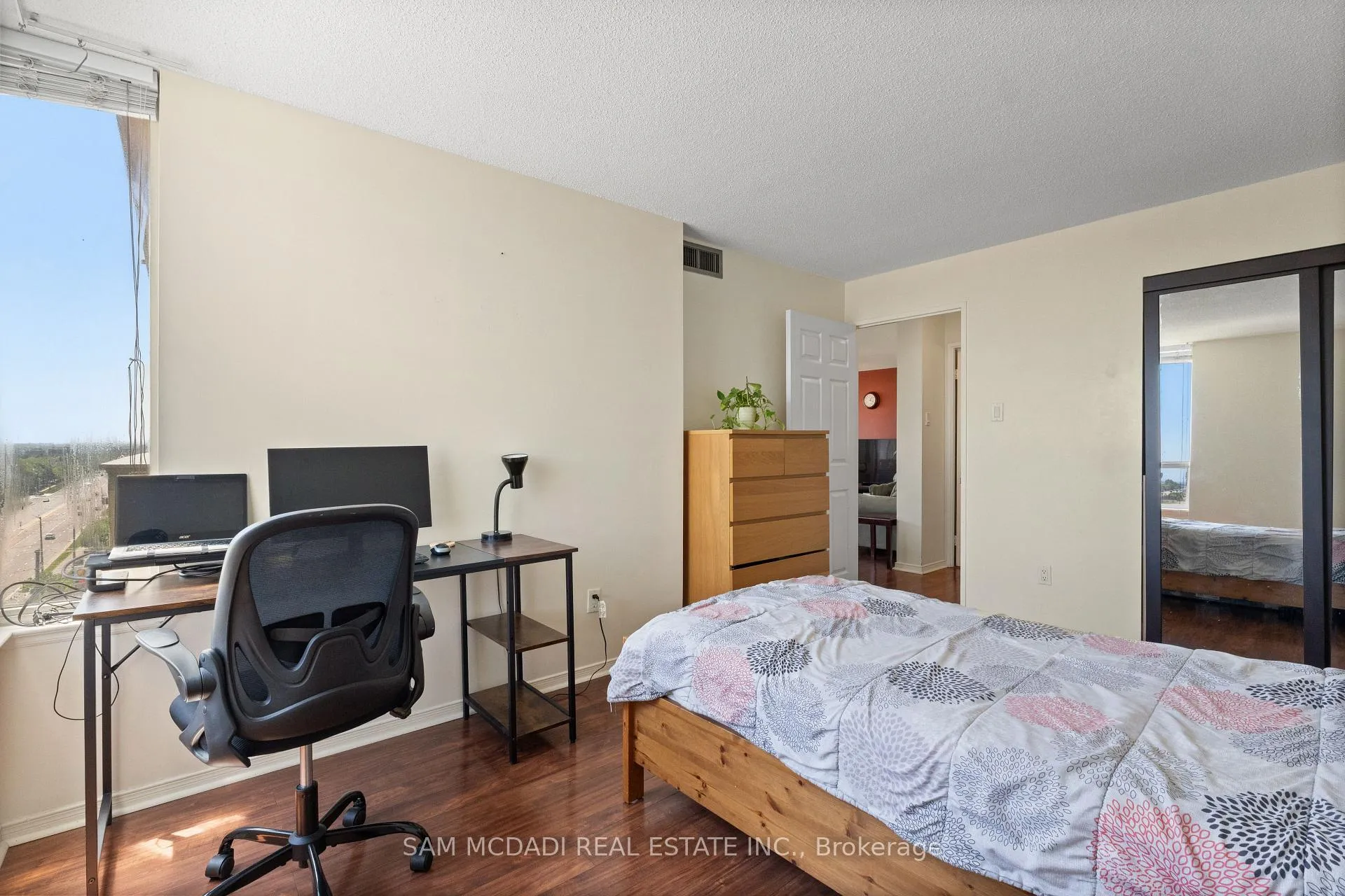 Photo 23 of Unit 1109, 700 Constellation Drive, Mississauga, Hurontario — HOMEH