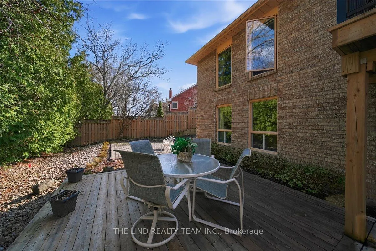 Photo 42 of 17 April Gardens, Aurora, Aurora Heights — HOMEH