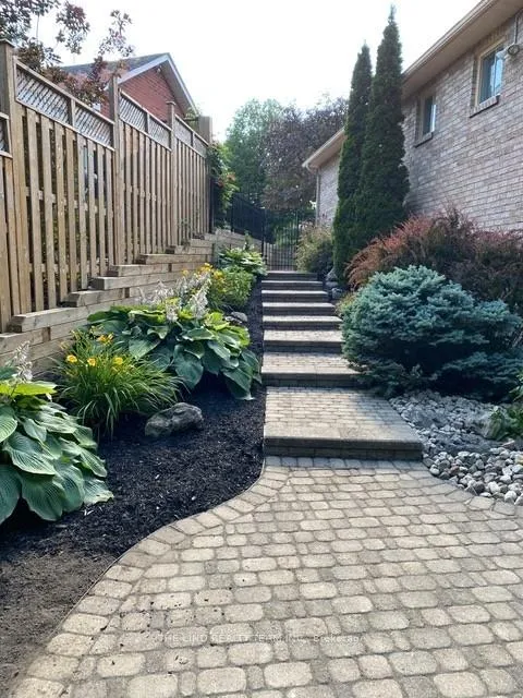 Photo 45 of 17 April Gardens, Aurora, Aurora Heights — HOMEH