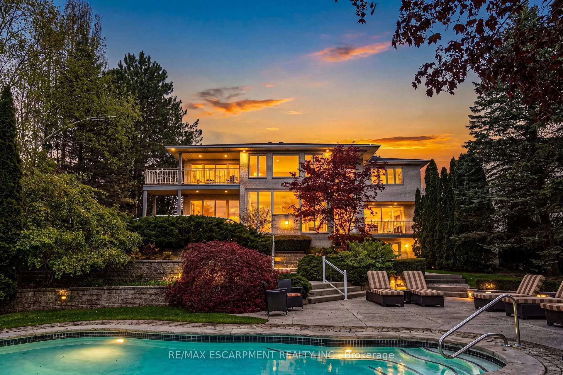 Front of 2 Anslow Court