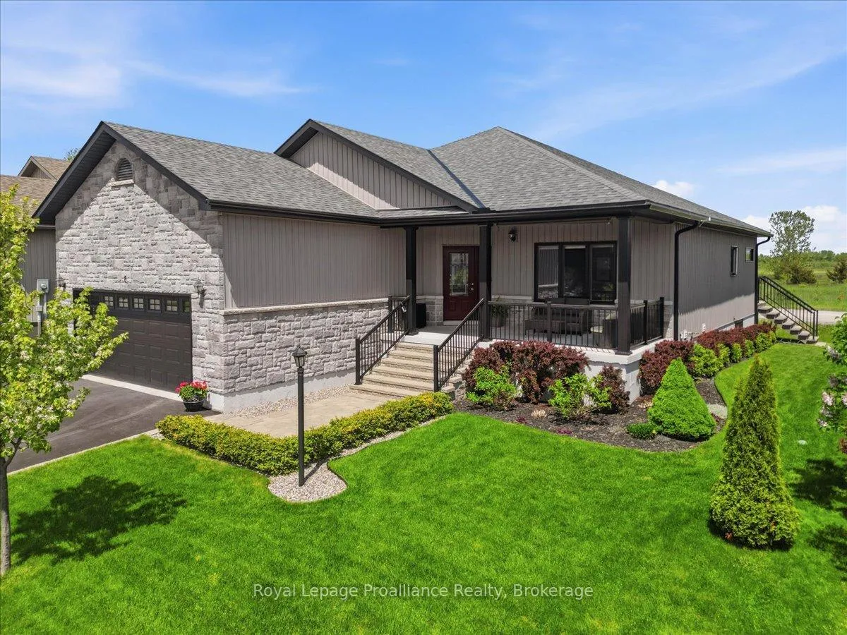 Photo 1 of 8 Dorchester Drive, Prince Edward County, Wellington — HOMEH