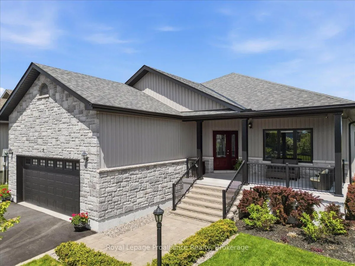 Photo 3 of 8 Dorchester Drive, Prince Edward County, Wellington — HOMEH
