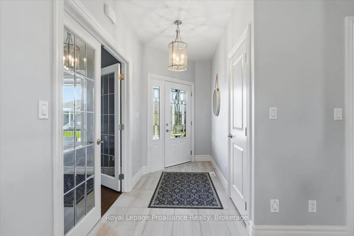 Photo 11 of 8 Dorchester Drive, Prince Edward County, Wellington — HOMEH