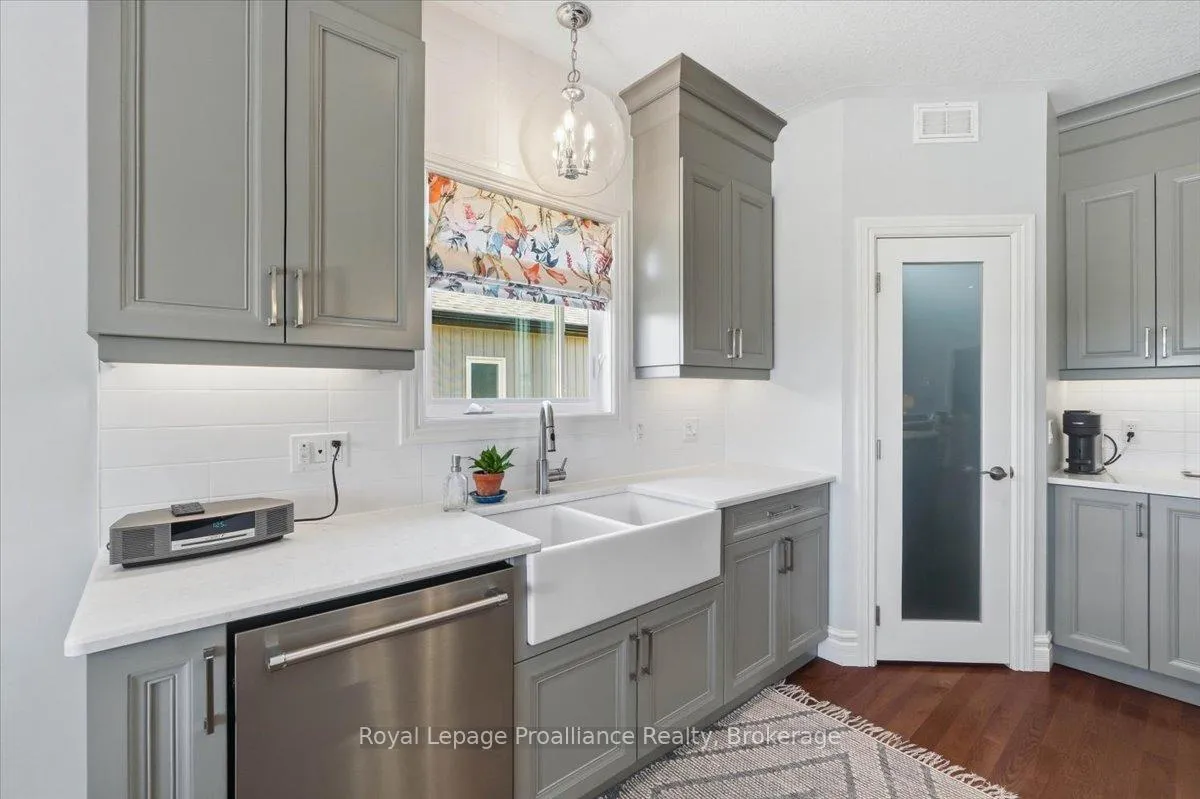 Photo 15 of 8 Dorchester Drive, Prince Edward County, Wellington — HOMEH