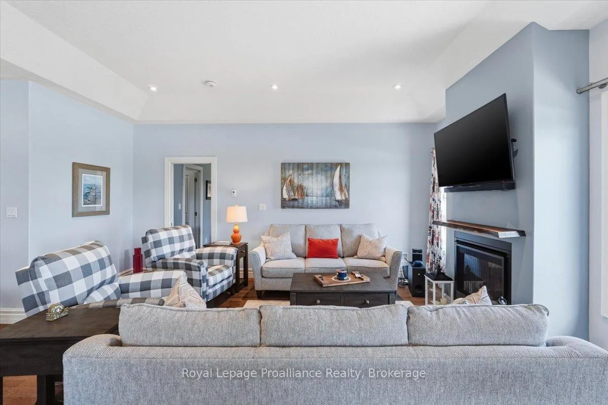 Photo 19 of 8 Dorchester Drive, Prince Edward County, Wellington — HOMEH