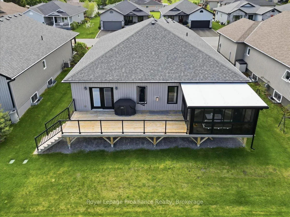 Photo 41 of 8 Dorchester Drive, Prince Edward County, Wellington — HOMEH