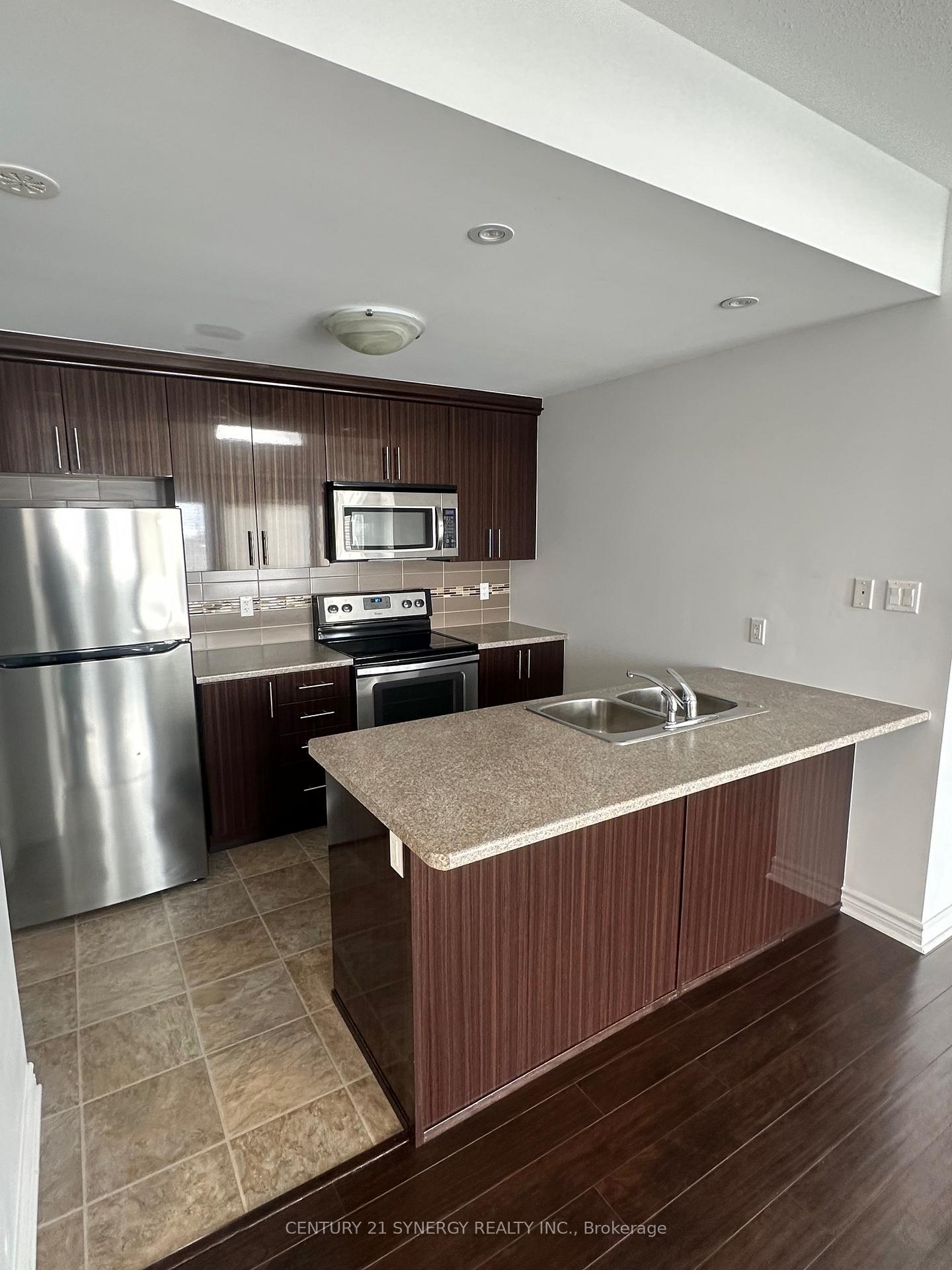 Photo 11 of Unit K, 137 Harthill Way, Ottawa, Barrhaven - Heritage Park — HOMEH