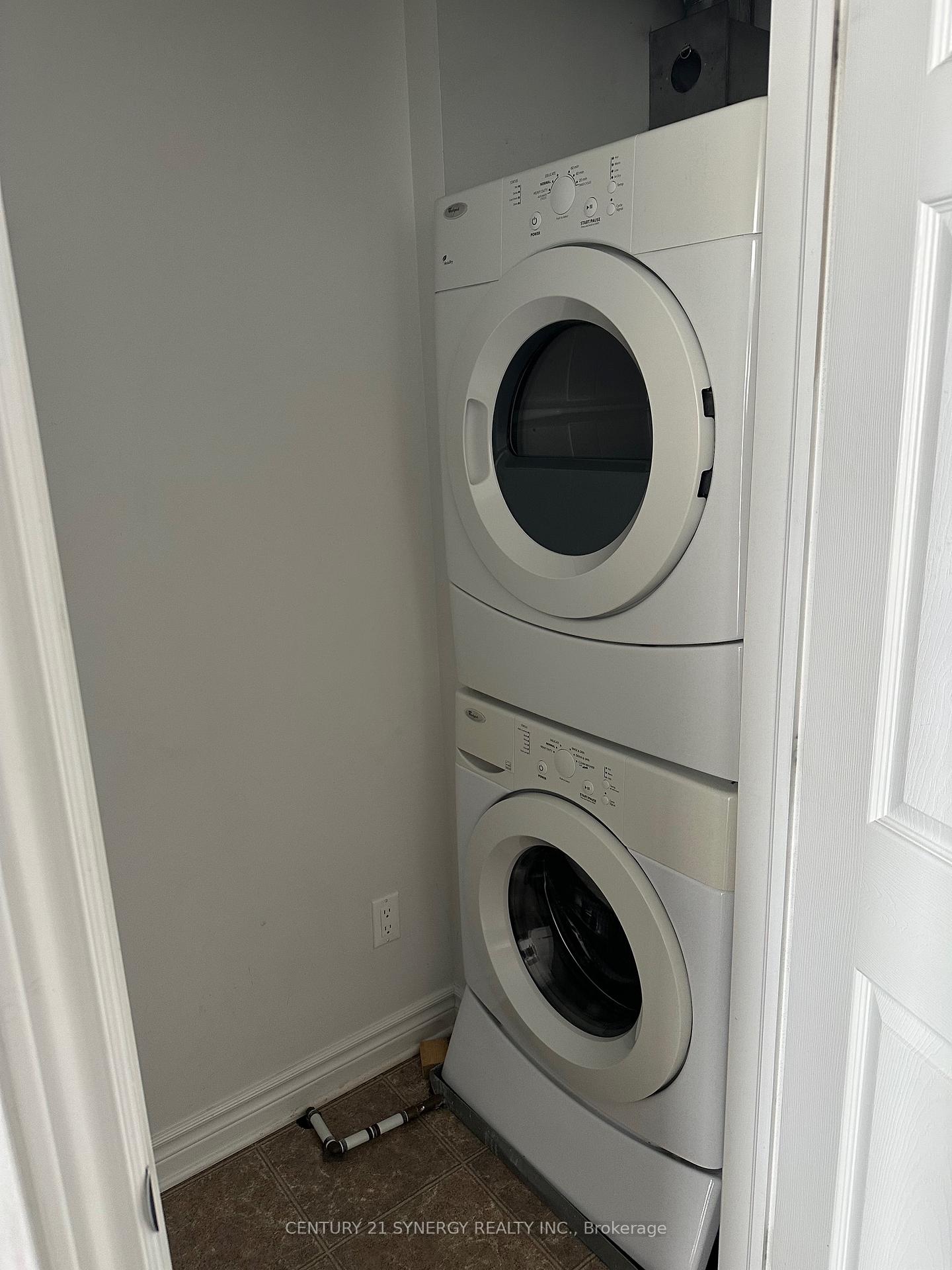 Photo 18 of Unit K, 137 Harthill Way, Ottawa, Barrhaven - Heritage Park — HOMEH