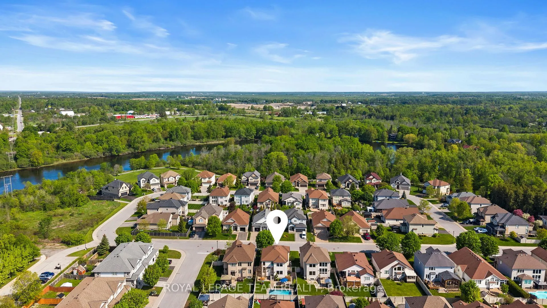 Photo 3 of 139 Stonewater Bay, Carleton Place — HOMEH