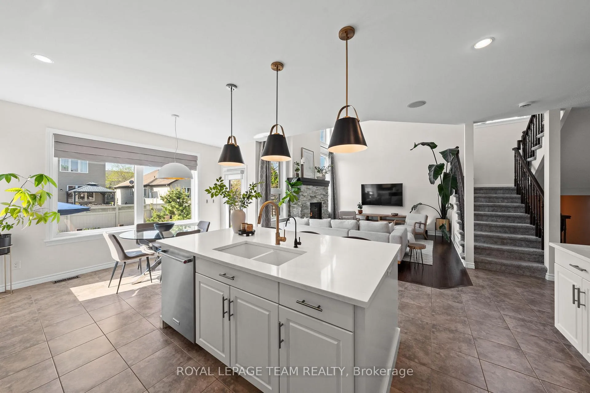 Photo 11 of 139 Stonewater Bay, Carleton Place — HOMEH