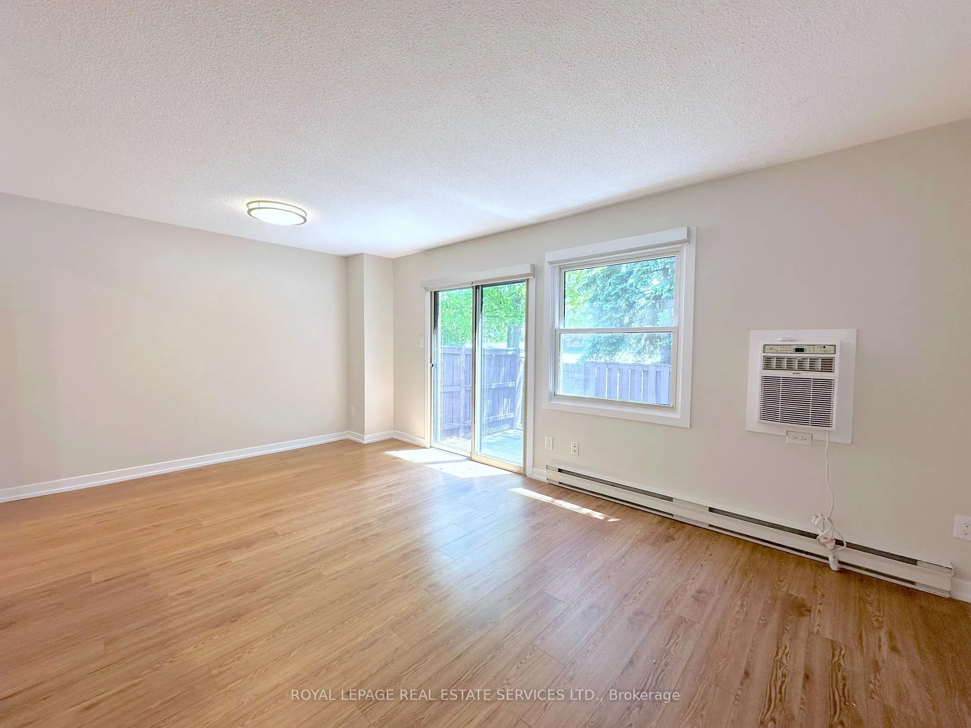 Photo 6 of 6310F Battleford Road, Mississauga, Meadowvale — HOMEH