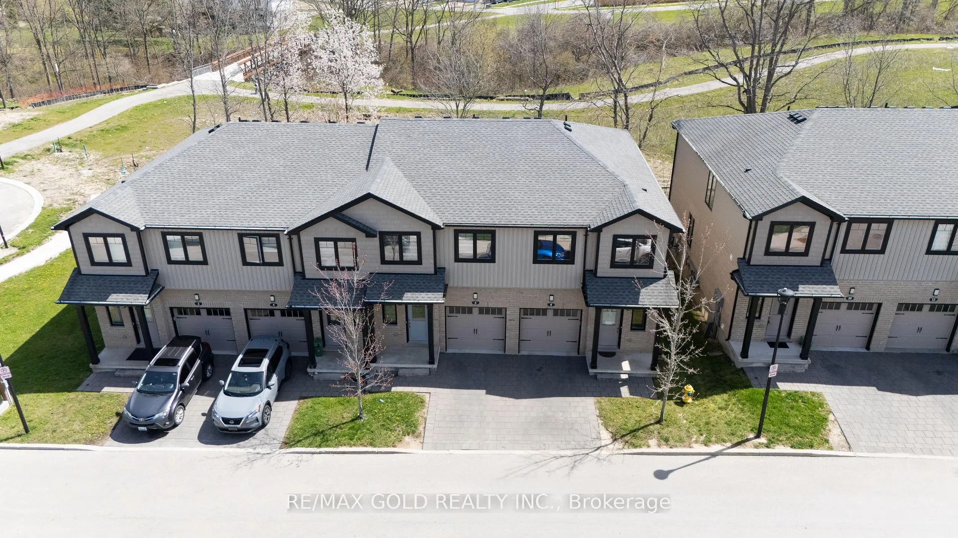 Front of Unit 8, 2621 Holbrook Drive