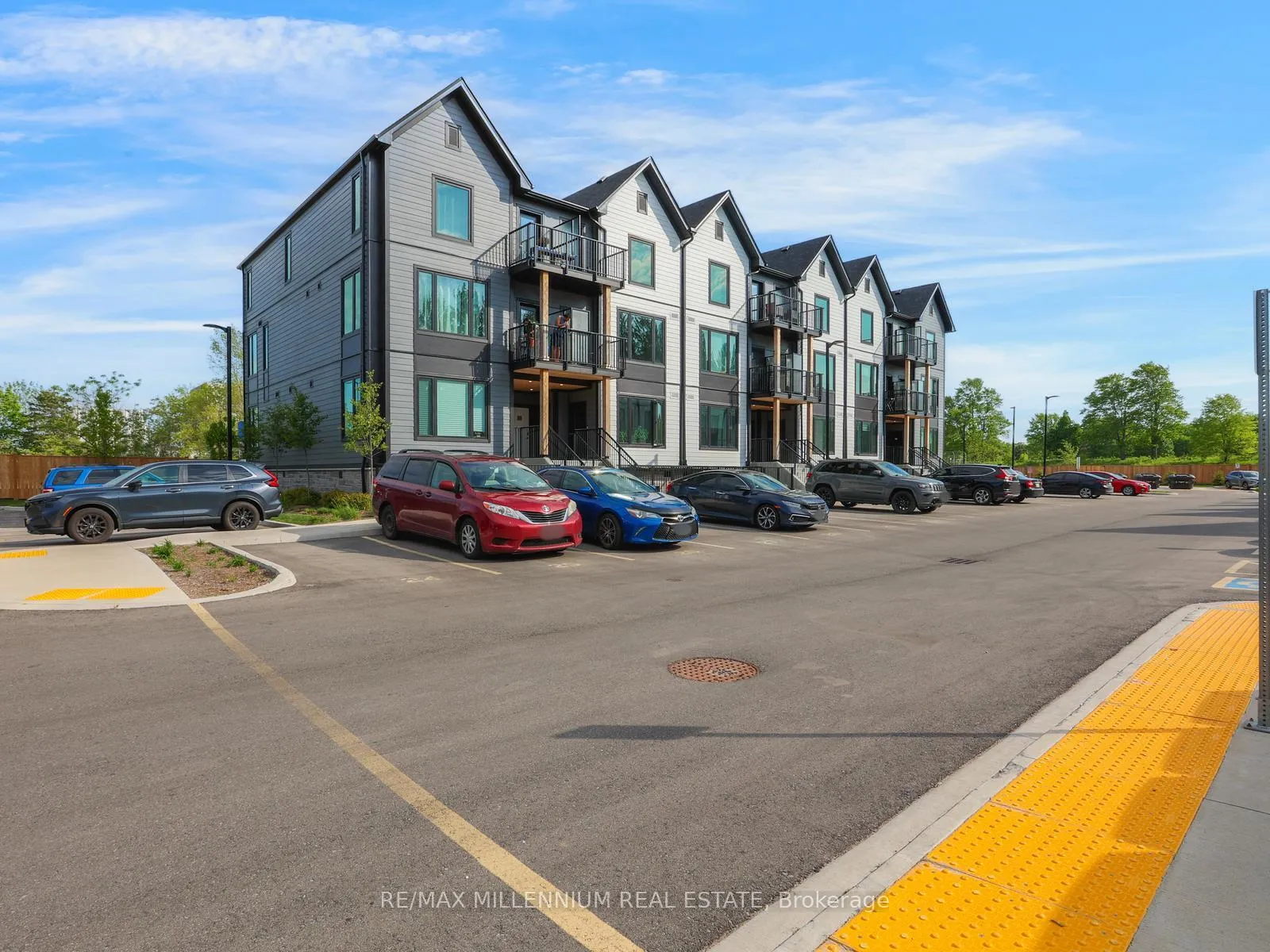 Photo 2 of Unit 206, 708 Woolwich Street, Guelph, Riverside Park — HOMEH