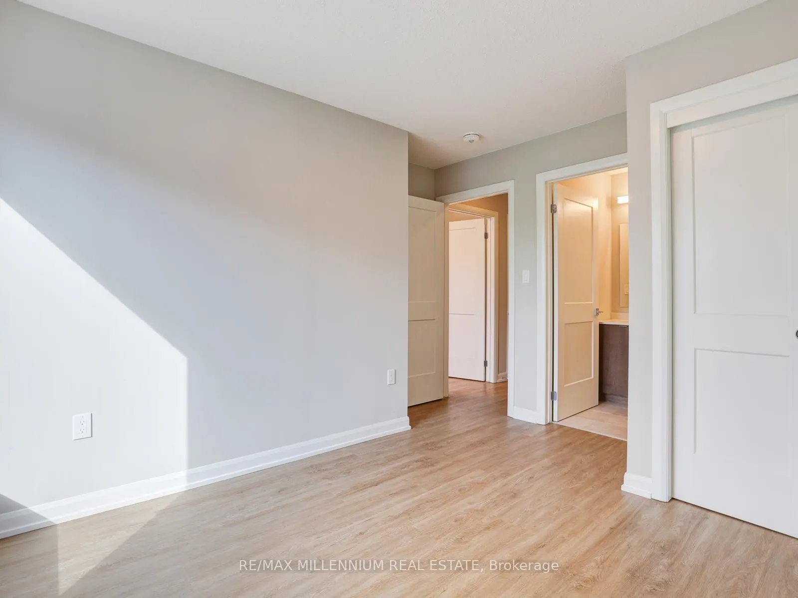Photo 28 of Unit 206, 708 Woolwich Street, Guelph, Riverside Park — HOMEH