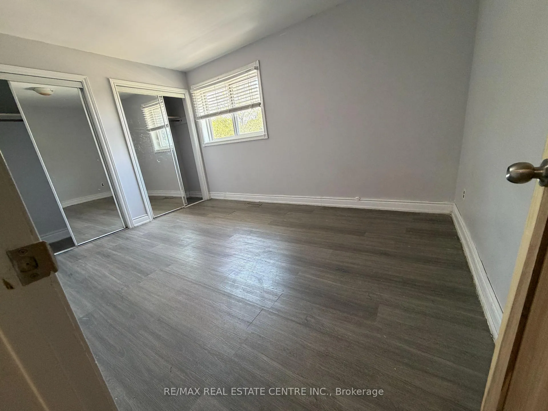 Photo 9 of 62 Corby Crescent, Brampton, Brampton South — HOMEH