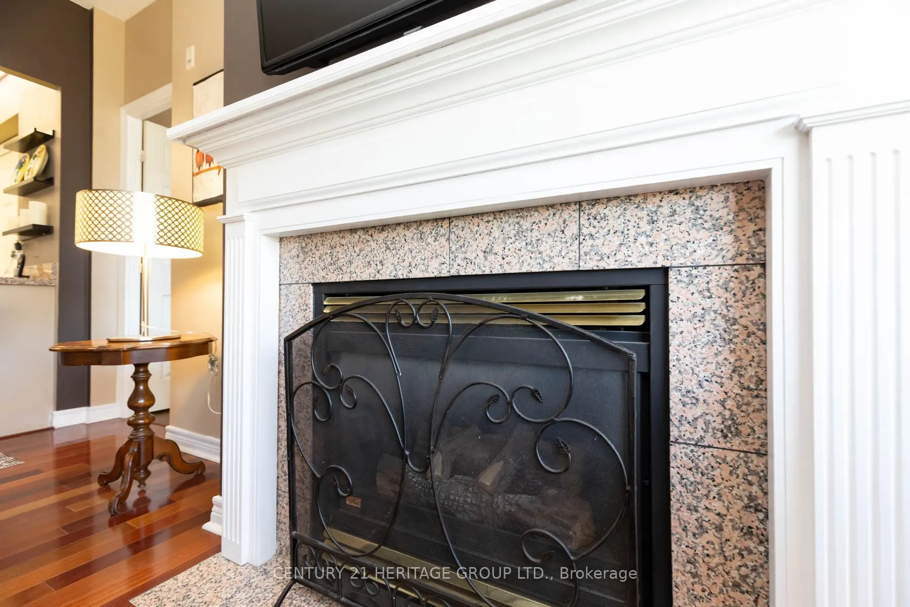 Photo 9 of Unit 405, 211 Randolph Road, Toronto, Leaside — HOMEH