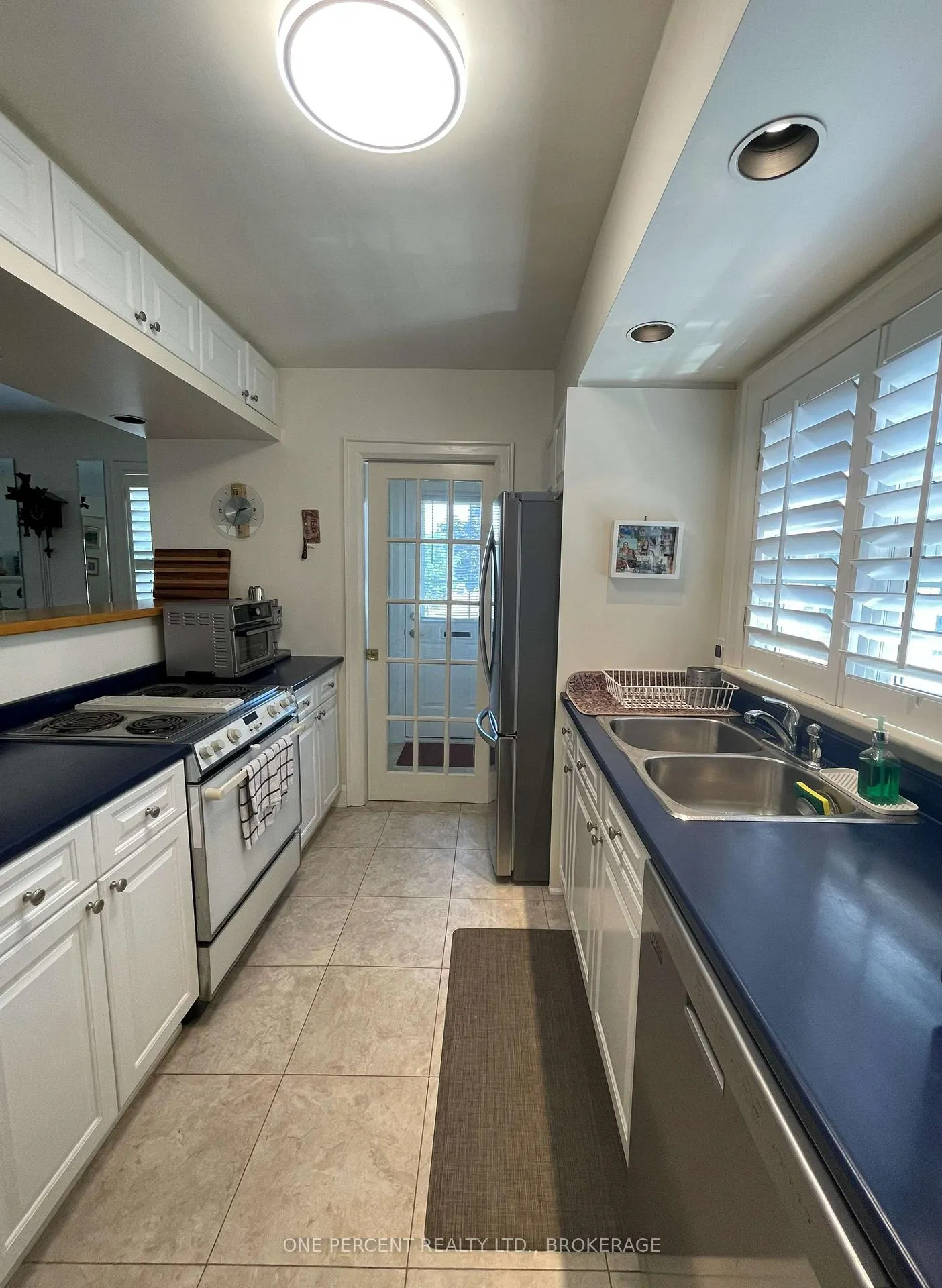Photo 8 of 104 Ellerbeck Street, Kingston, Central City East — HOMEH