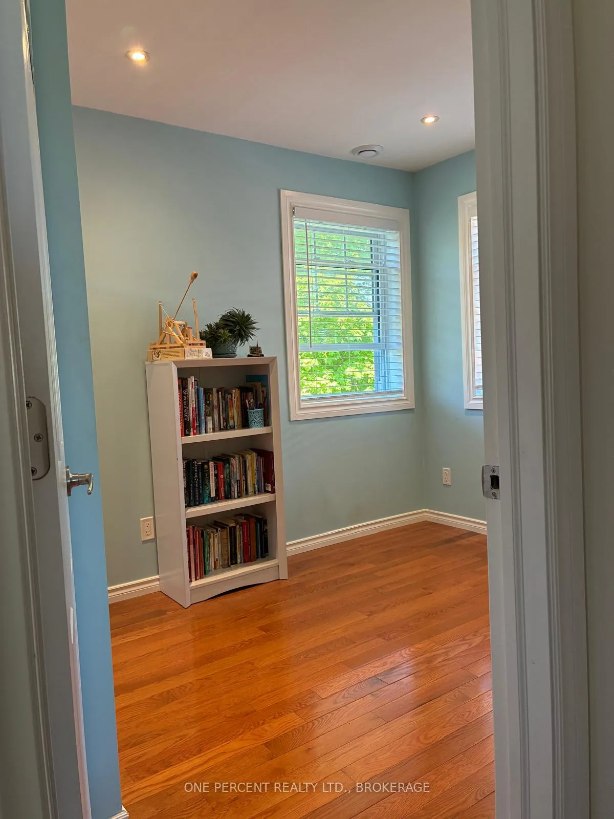 Photo 28 of 104 Ellerbeck Street, Kingston, Central City East — HOMEH
