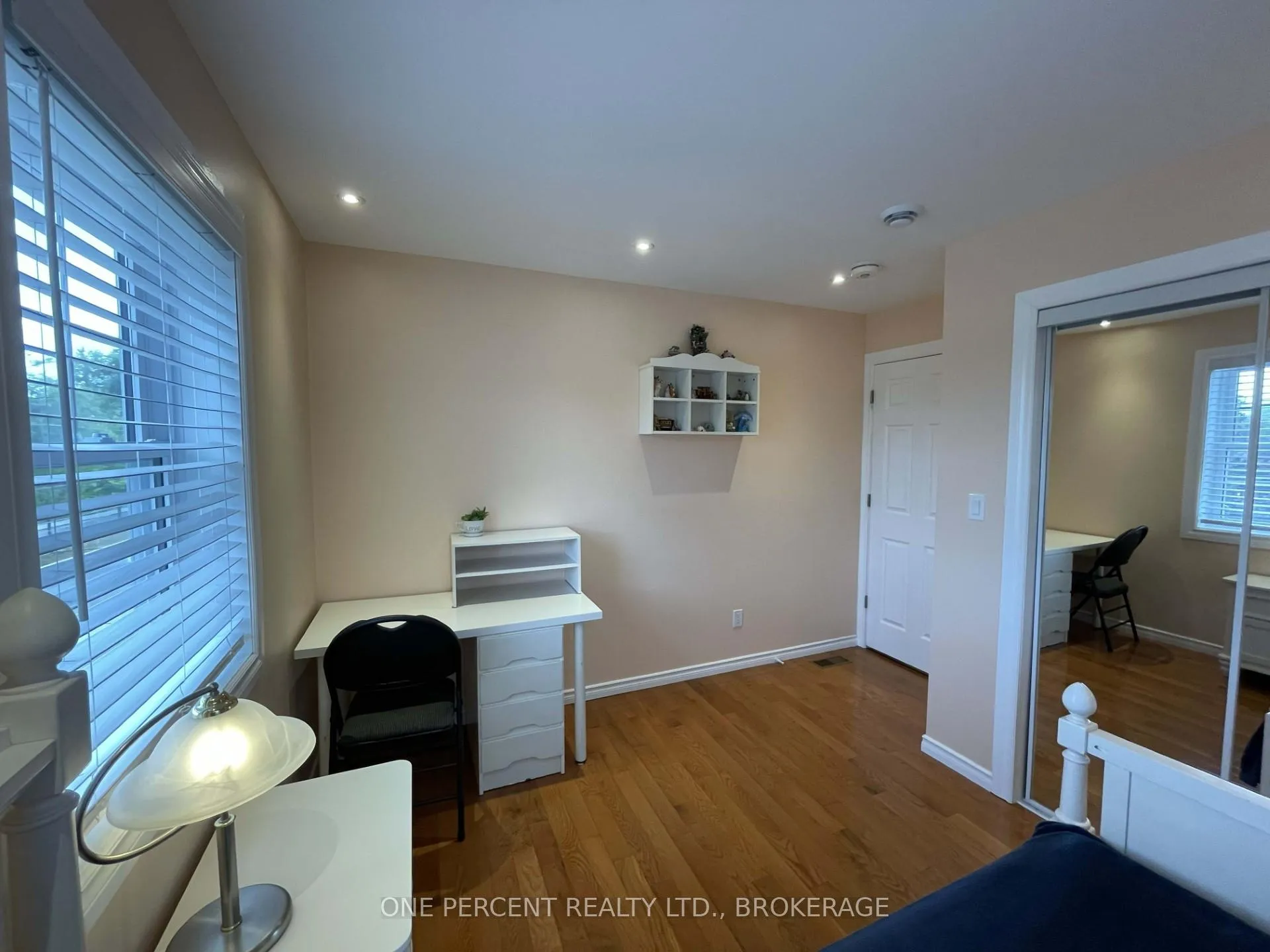 Photo 35 of 104 Ellerbeck Street, Kingston, Central City East — HOMEH