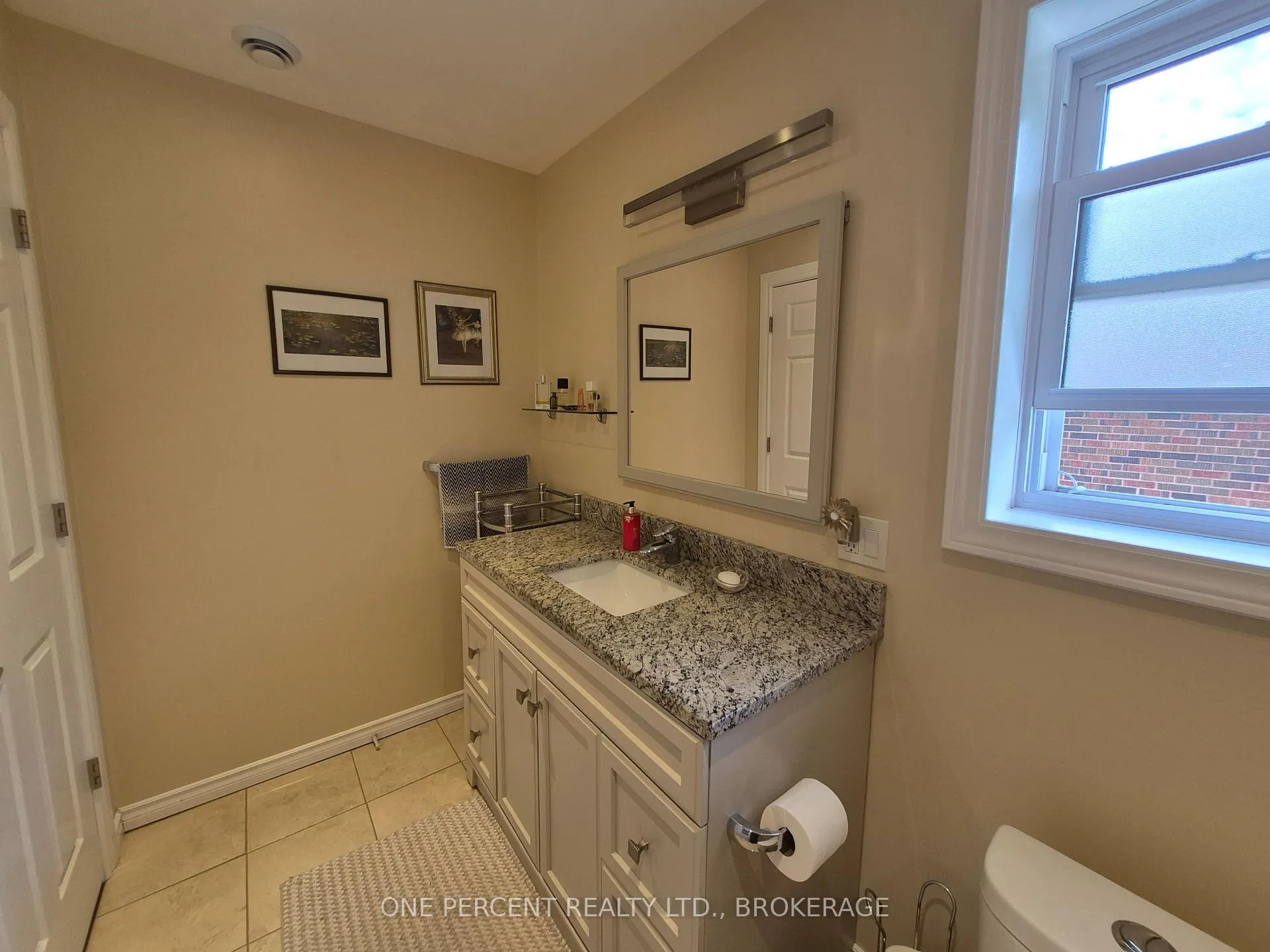 Photo 38 of 104 Ellerbeck Street, Kingston, Central City East — HOMEH