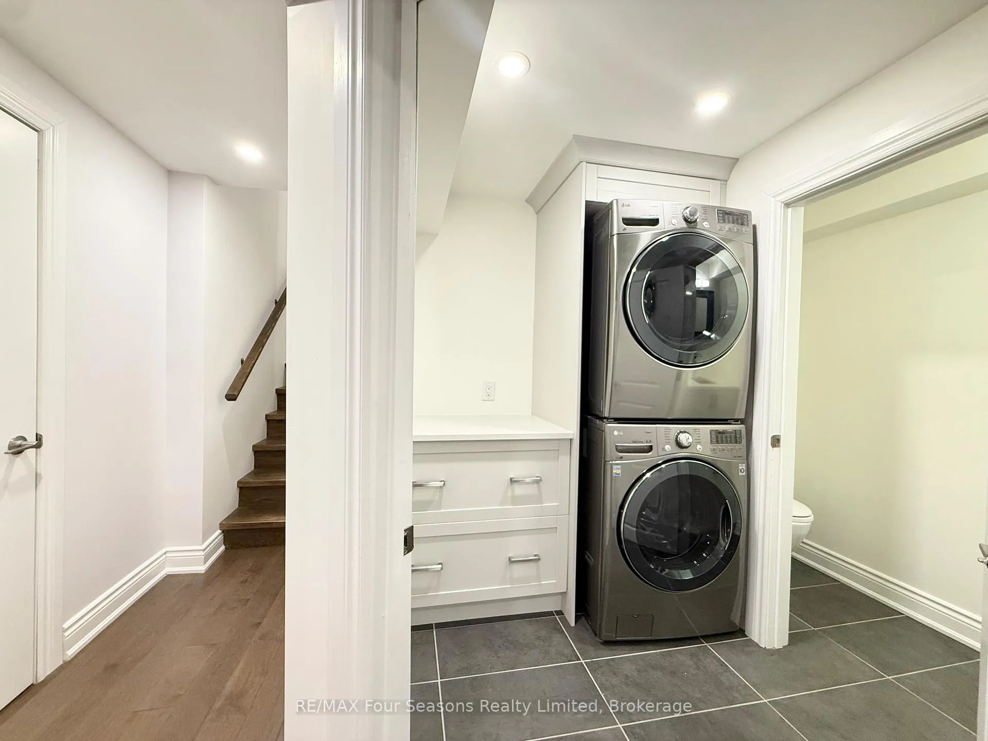 Photo 17 of 51 Carlyle Place, Kitchener — HOMEH