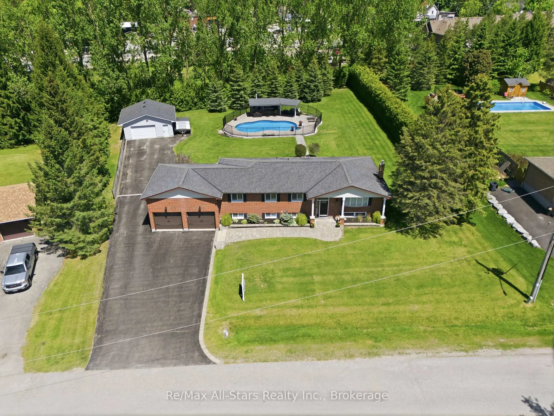 Photo 1 of 601 Alma Street, Scugog, Port Perry — HOMEH