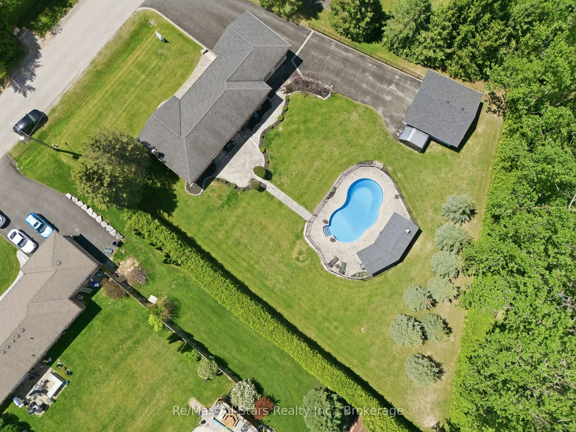 Photo 35 of 601 Alma Street, Scugog, Port Perry — HOMEH