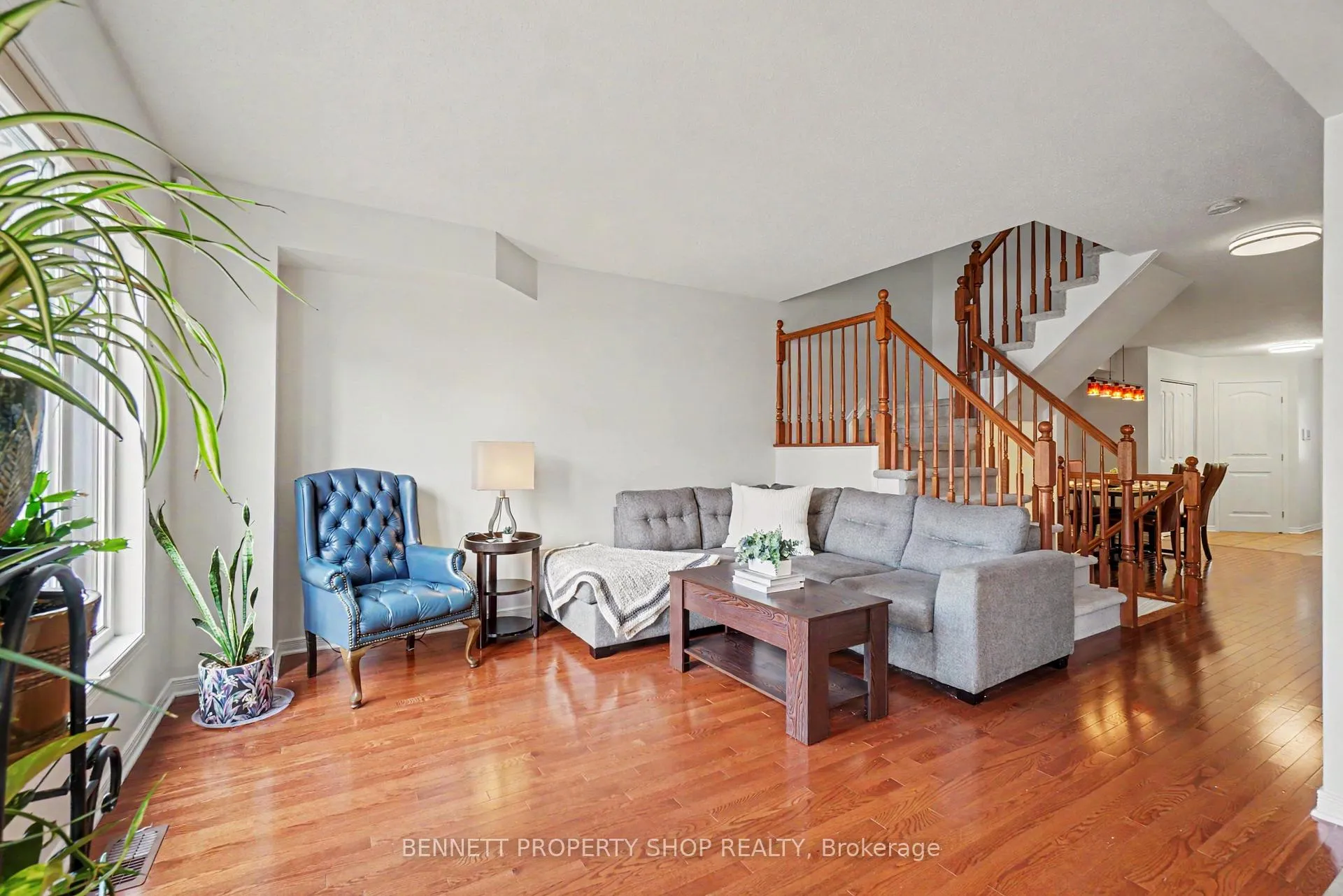Photo 12 of 330 Laguna Street, Ottawa, Leitrim — HOMEH