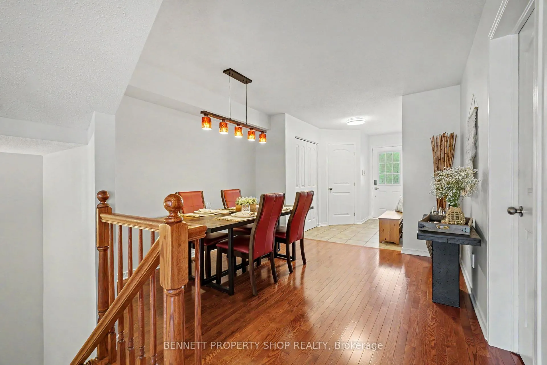 Photo 13 of 330 Laguna Street, Ottawa, Leitrim — HOMEH