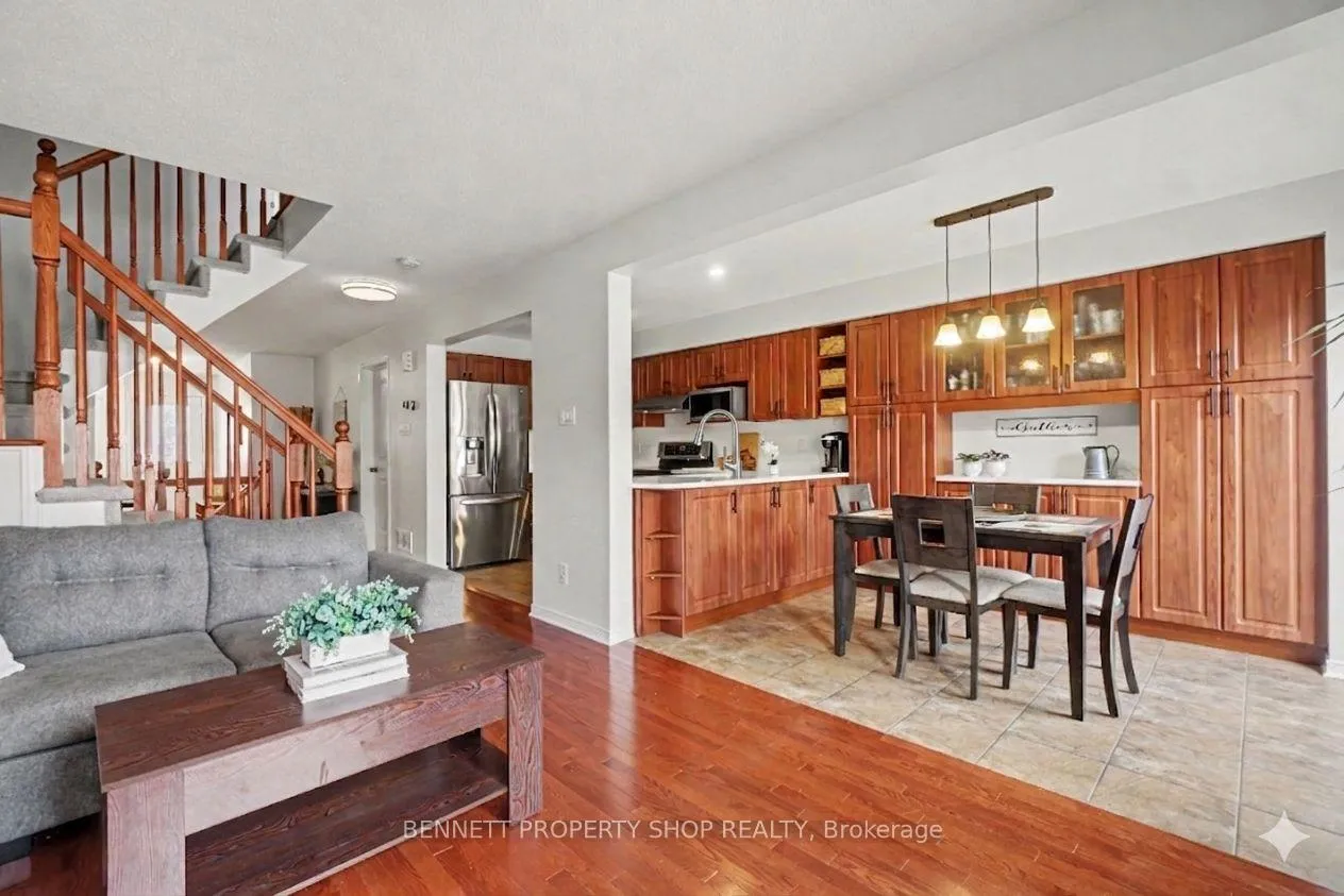 Photo 14 of 330 Laguna Street, Ottawa, Leitrim — HOMEH