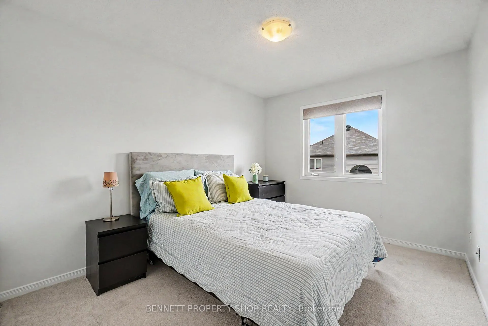 Photo 9 of 330 Laguna Street, Ottawa, Leitrim — HOMEH