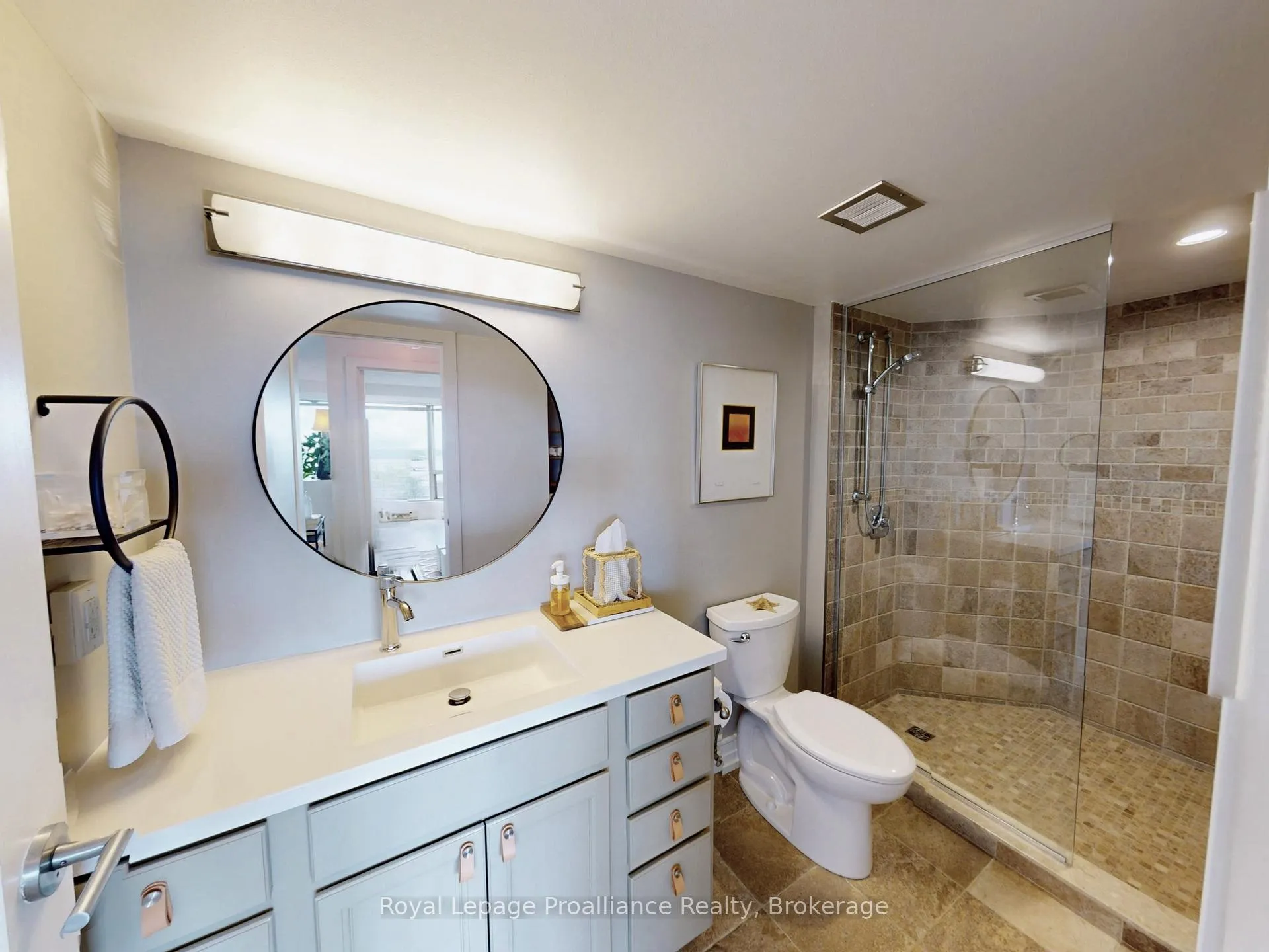 Photo 13 of Unit 1106, 350 Front Street, Belleville, Belleville Ward — HOMEH