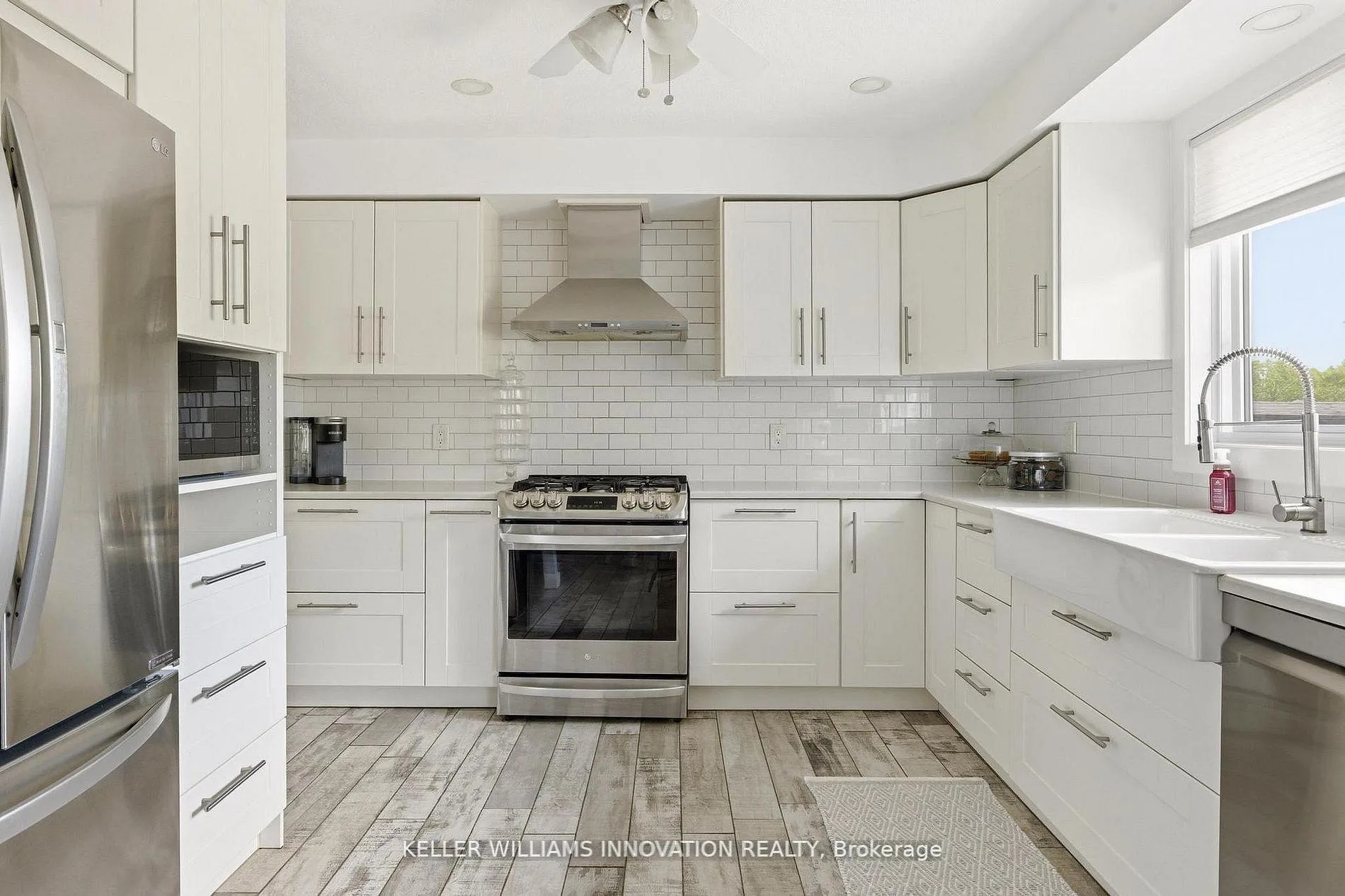 Photo 5 of 25 Greenock Drive, Kitchener — HOMEH