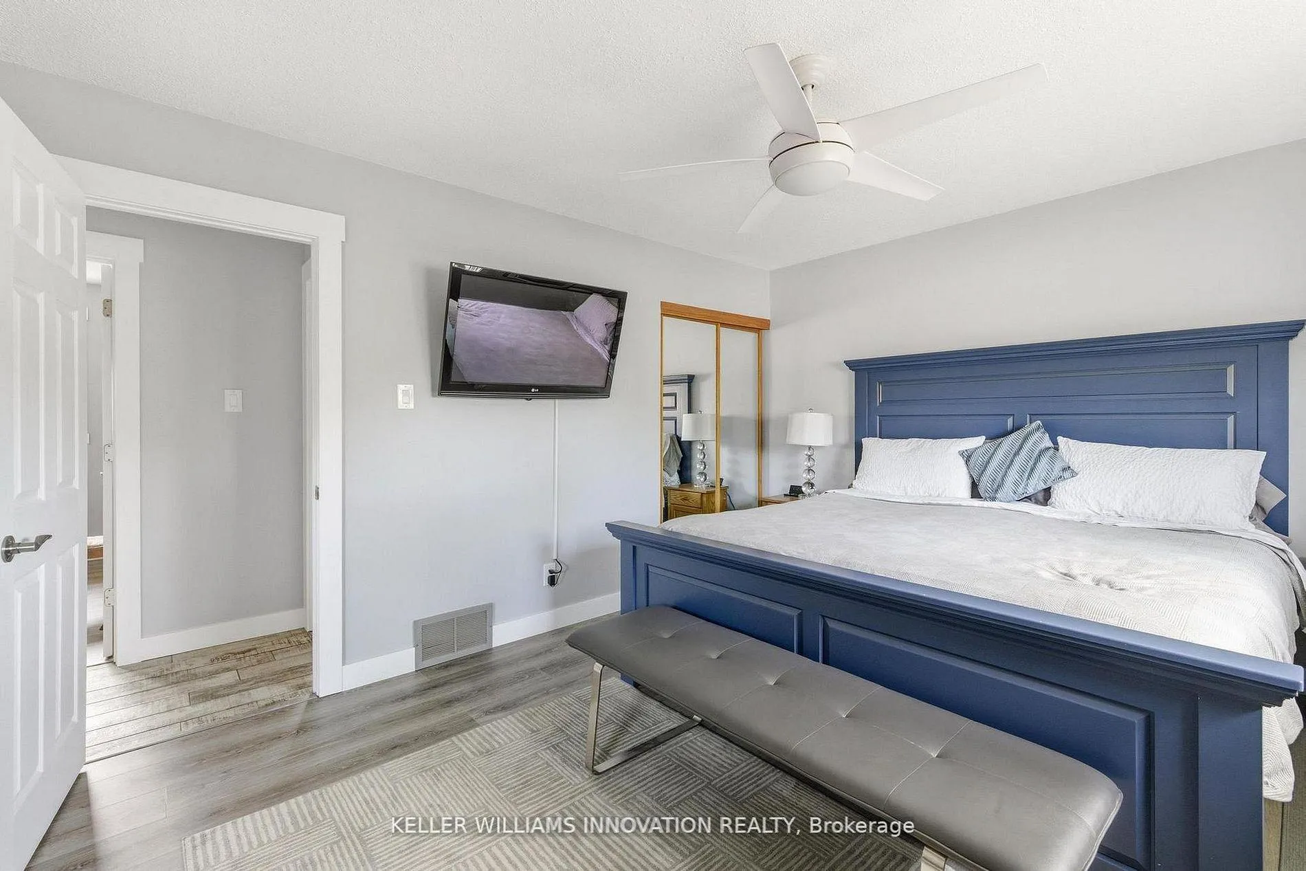 Photo 17 of 25 Greenock Drive, Kitchener — HOMEH