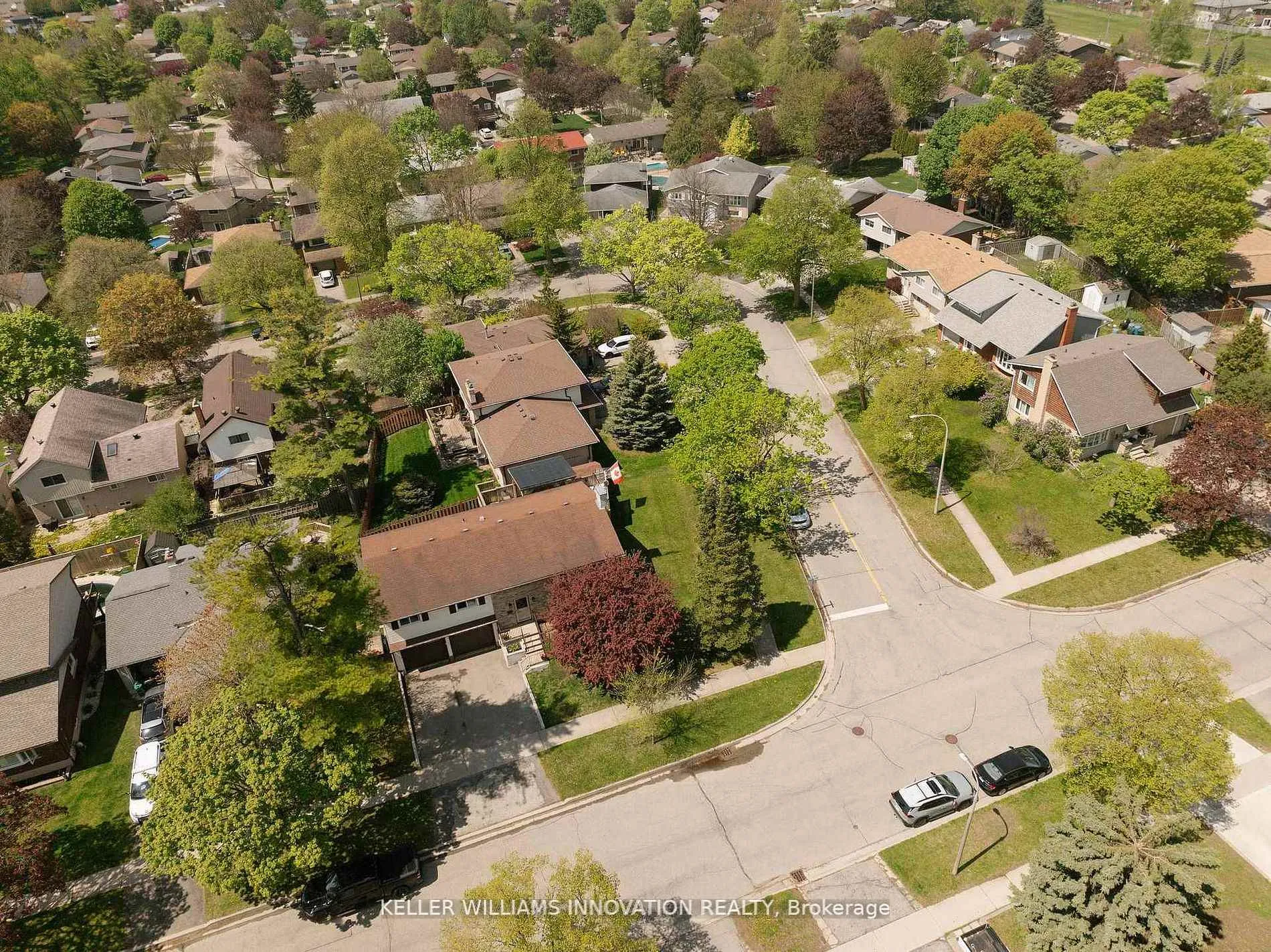 Photo 43 of 25 Greenock Drive, Kitchener — HOMEH
