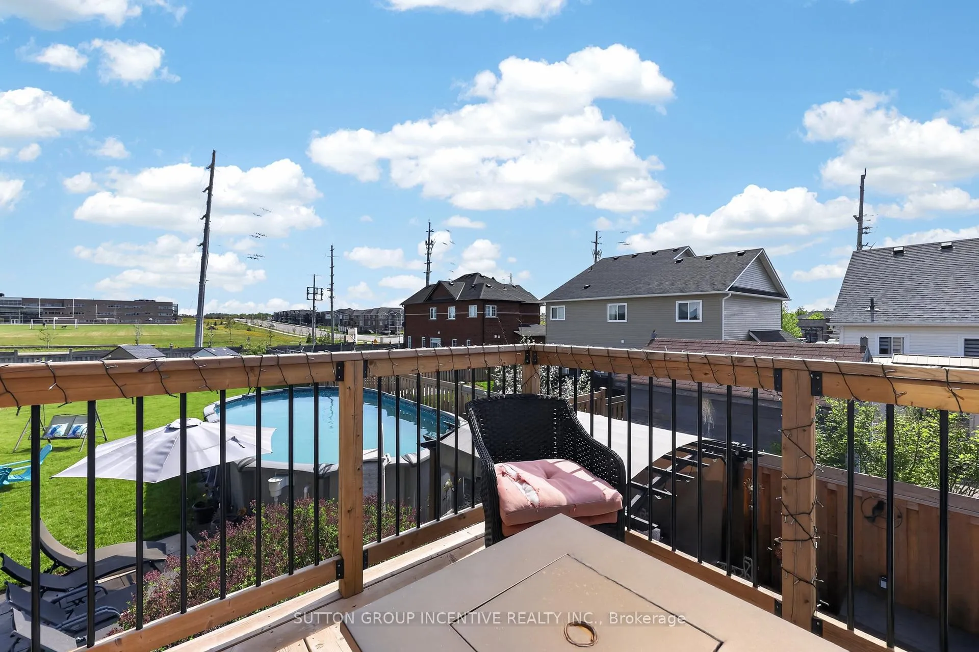 Photo 26 of 60 Succession Crescent, Barrie, Innis-Shore — HOMEH