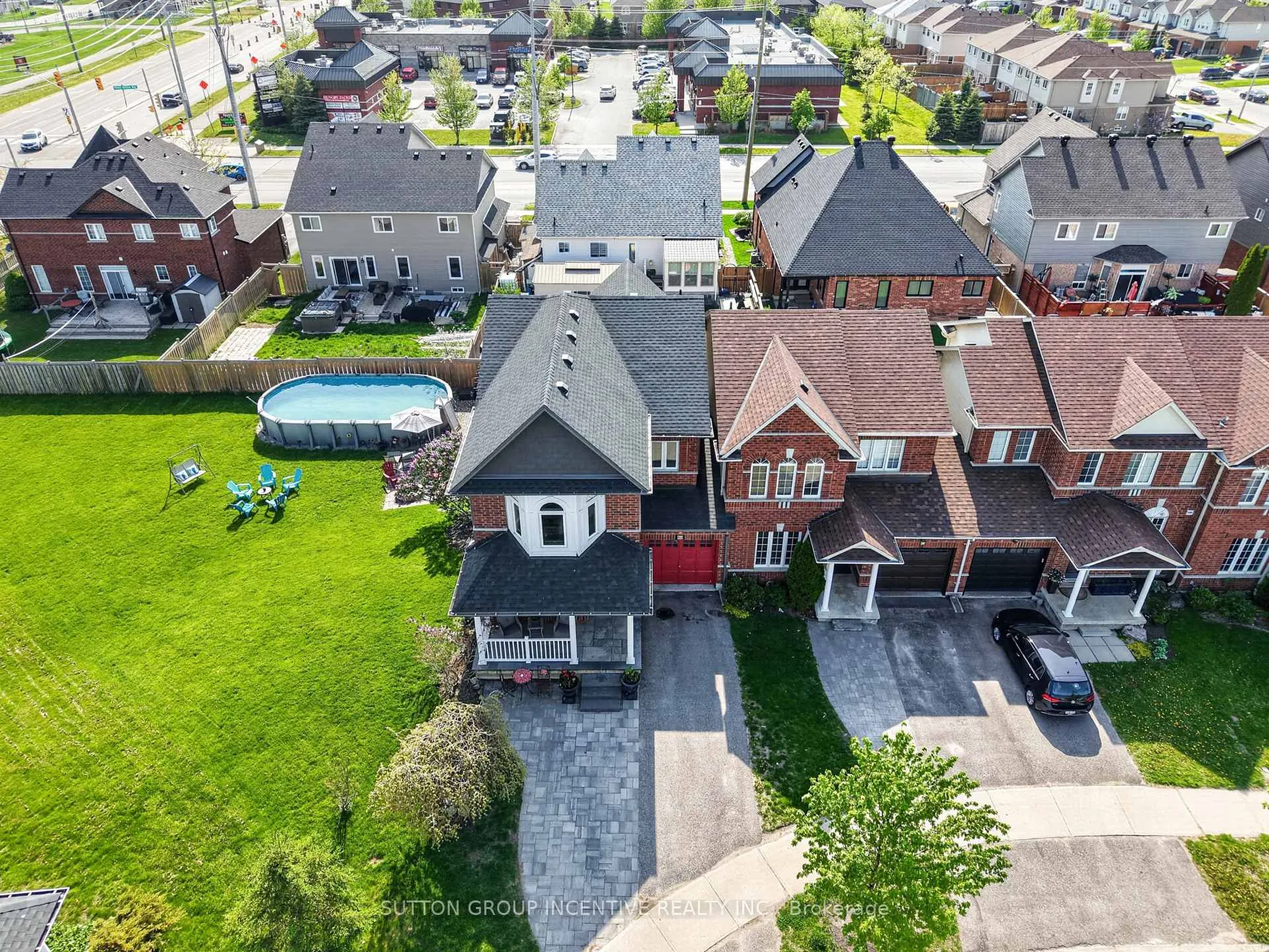 Photo 35 of 60 Succession Crescent, Barrie, Innis-Shore — HOMEH