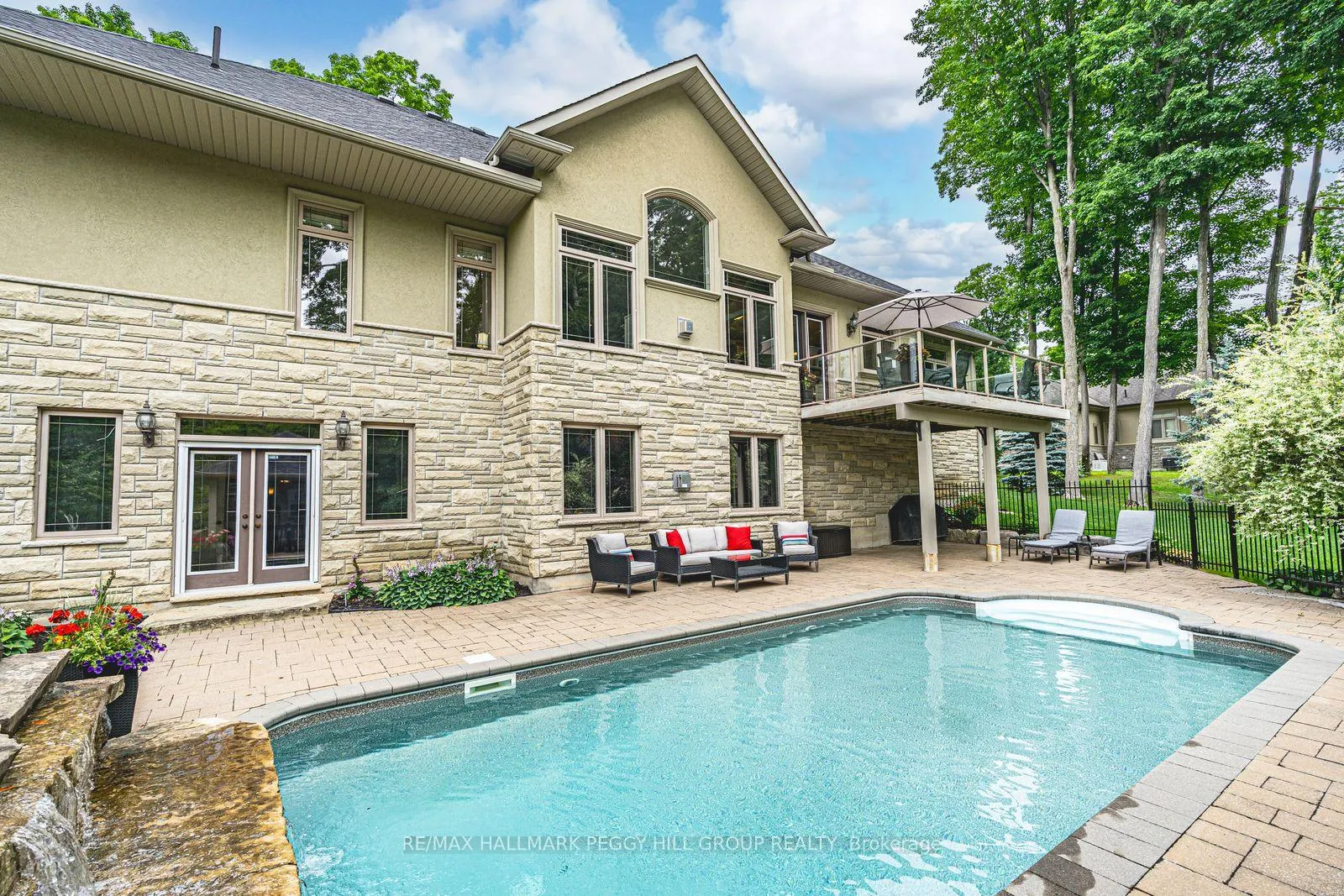 Photo 20 of 32 Gallagher Crescent, Springwater, Midhurst — HOMEH
