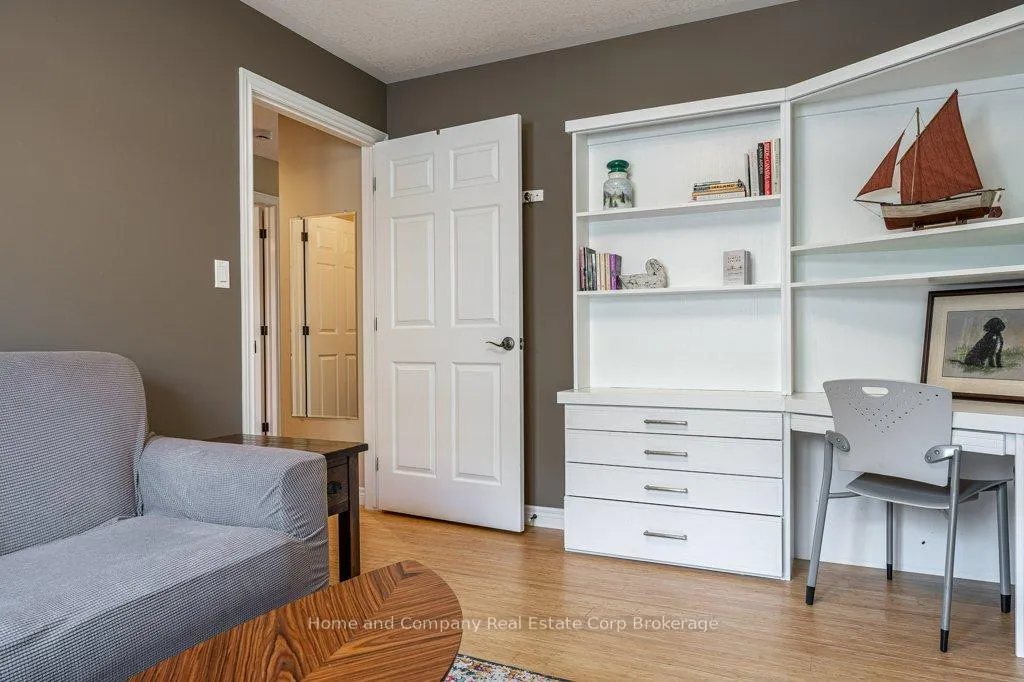 Photo 22 of 22 Findlay Place, Stratford — HOMEH