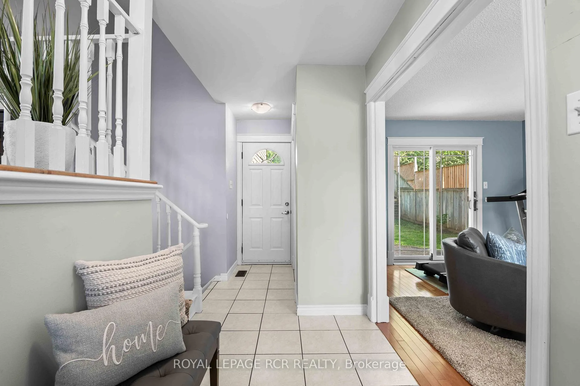 Photo 5 of 46 Goldgate Crescent, Orangeville — HOMEH