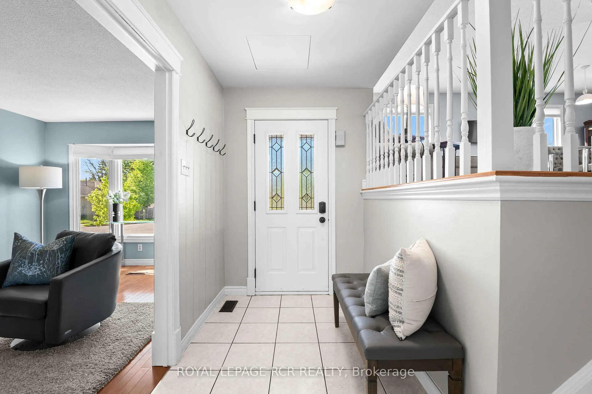 Photo 6 of 46 Goldgate Crescent, Orangeville — HOMEH
