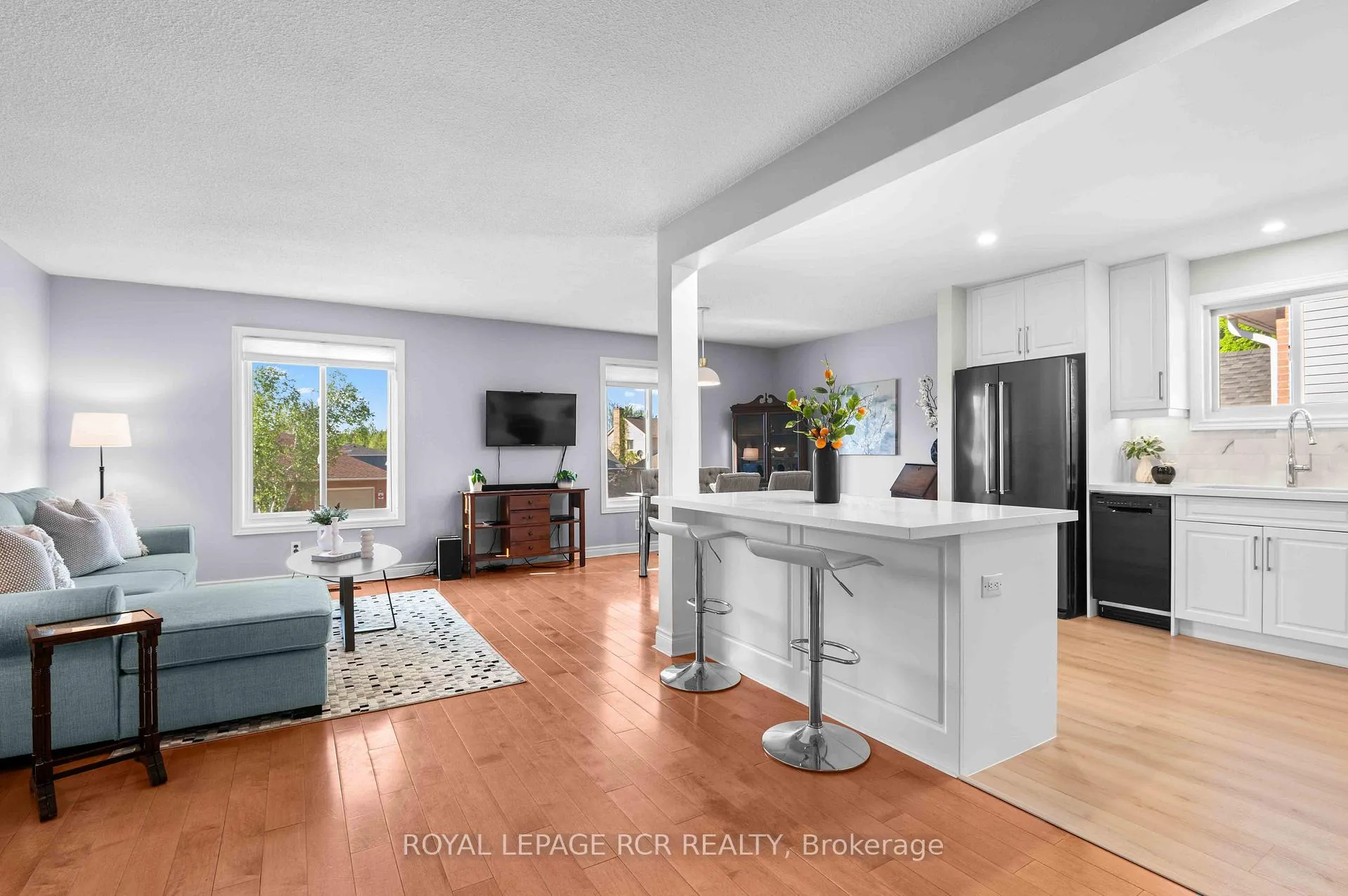 Photo 12 of 46 Goldgate Crescent, Orangeville — HOMEH